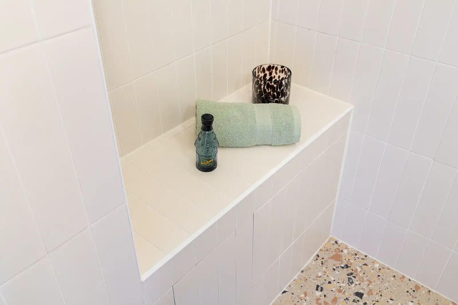 Moderne, lichtrijke studio op rustige locatie met groen uitzicht foto 27