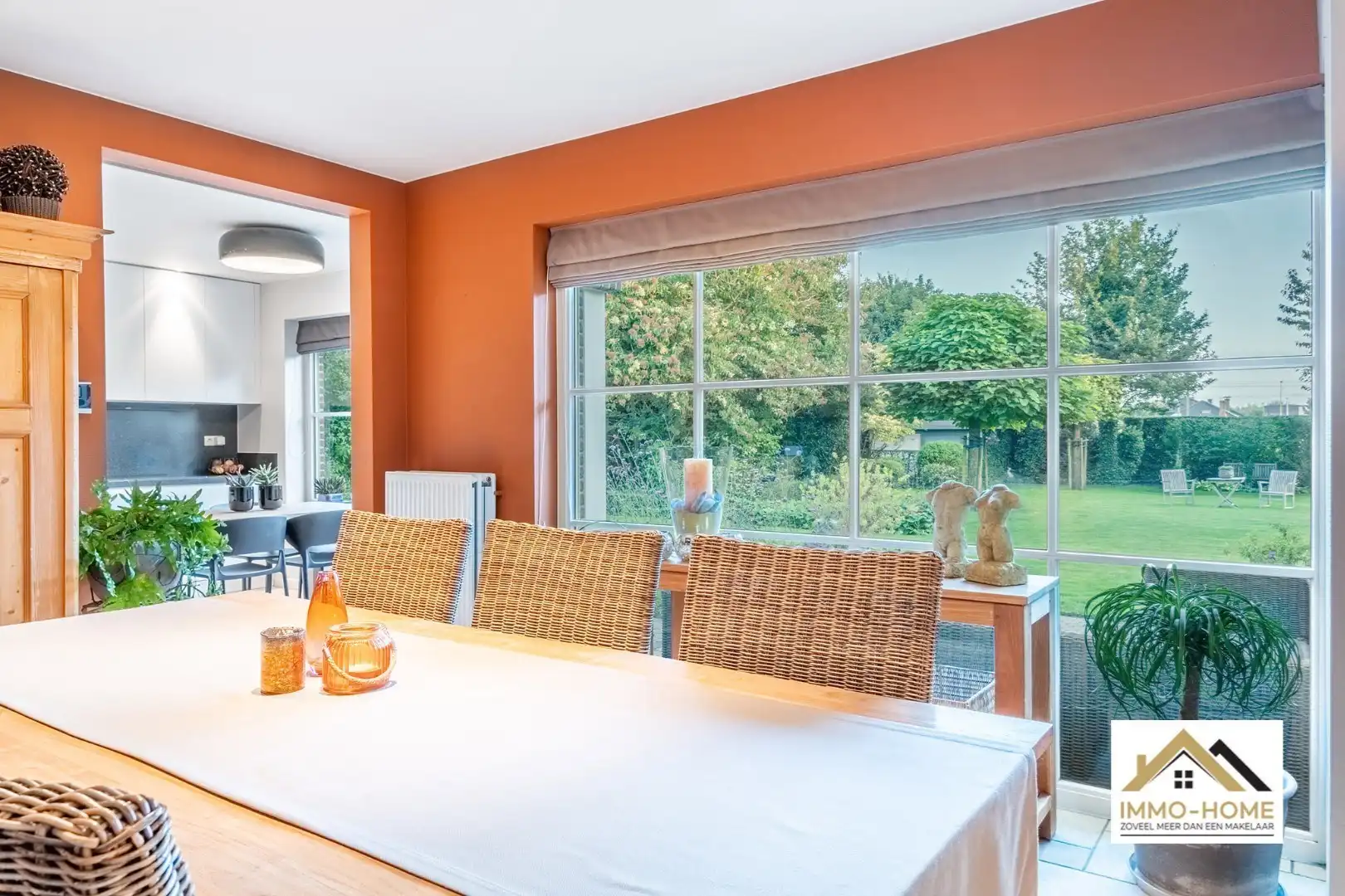 Prachtige woning met breed uitzicht op de tuin foto 10