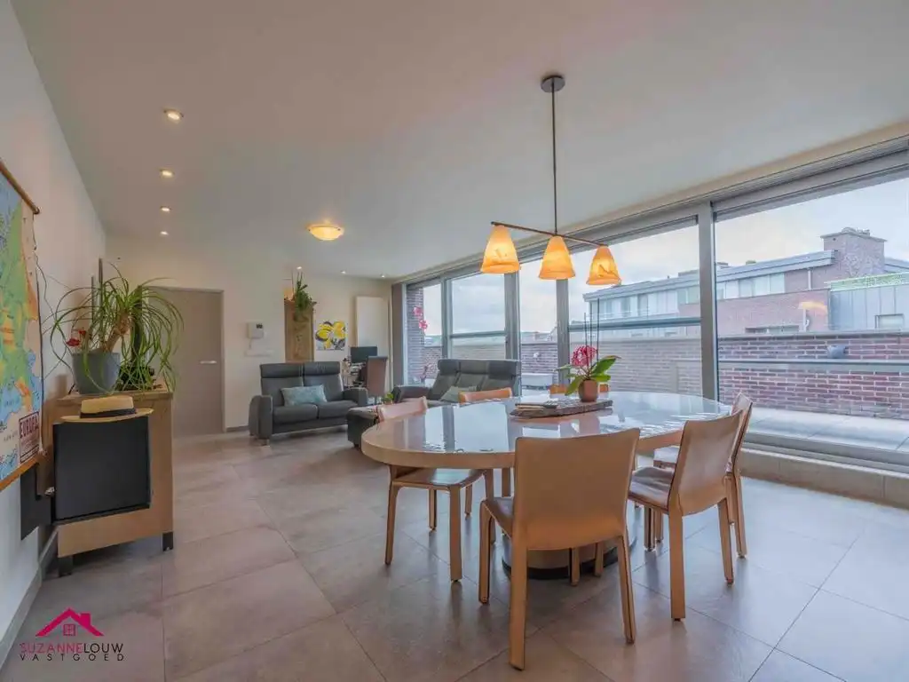 Instapklaar penthouse met terras aan voor- en achterzijde foto 11