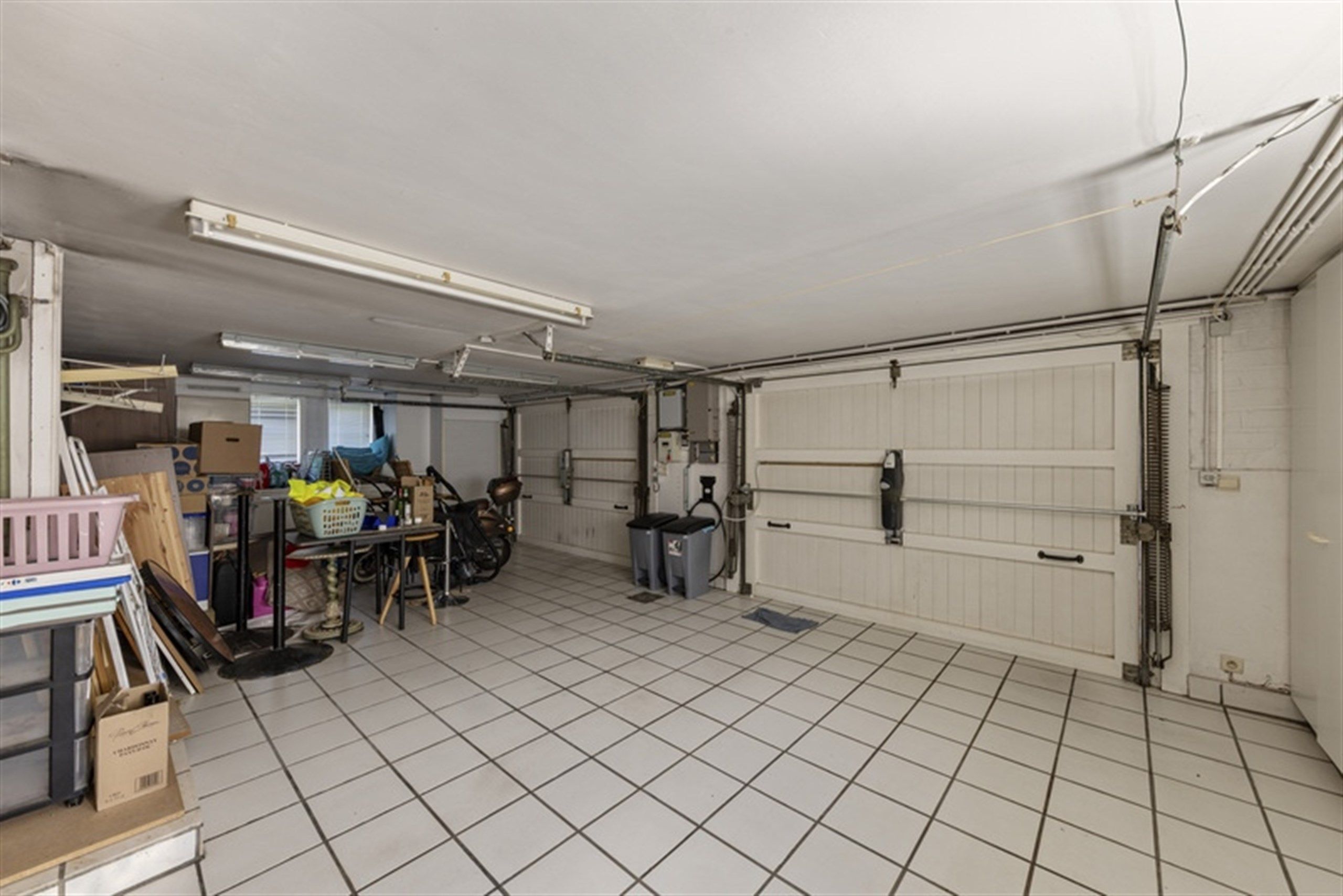 Elegante villa op toplocatie met dubbele garage foto 20