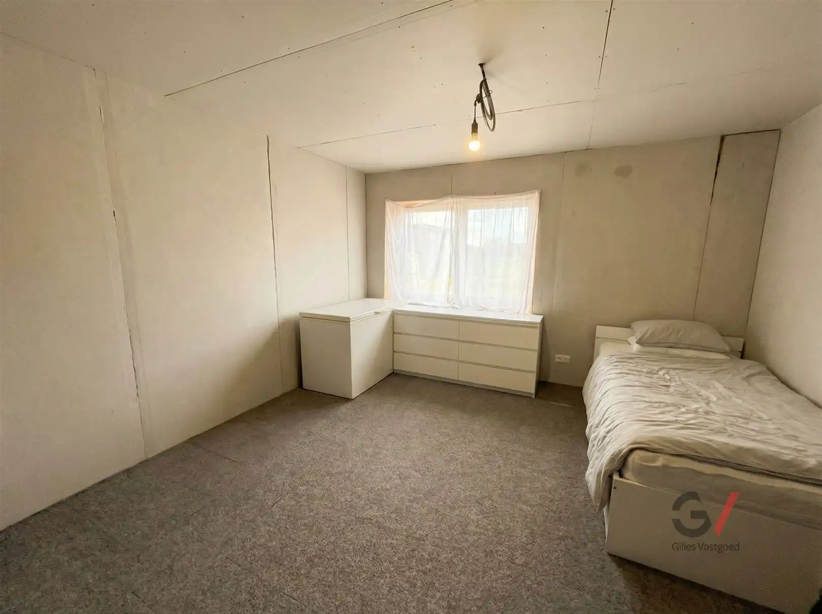 Te renoveren woning foto 7