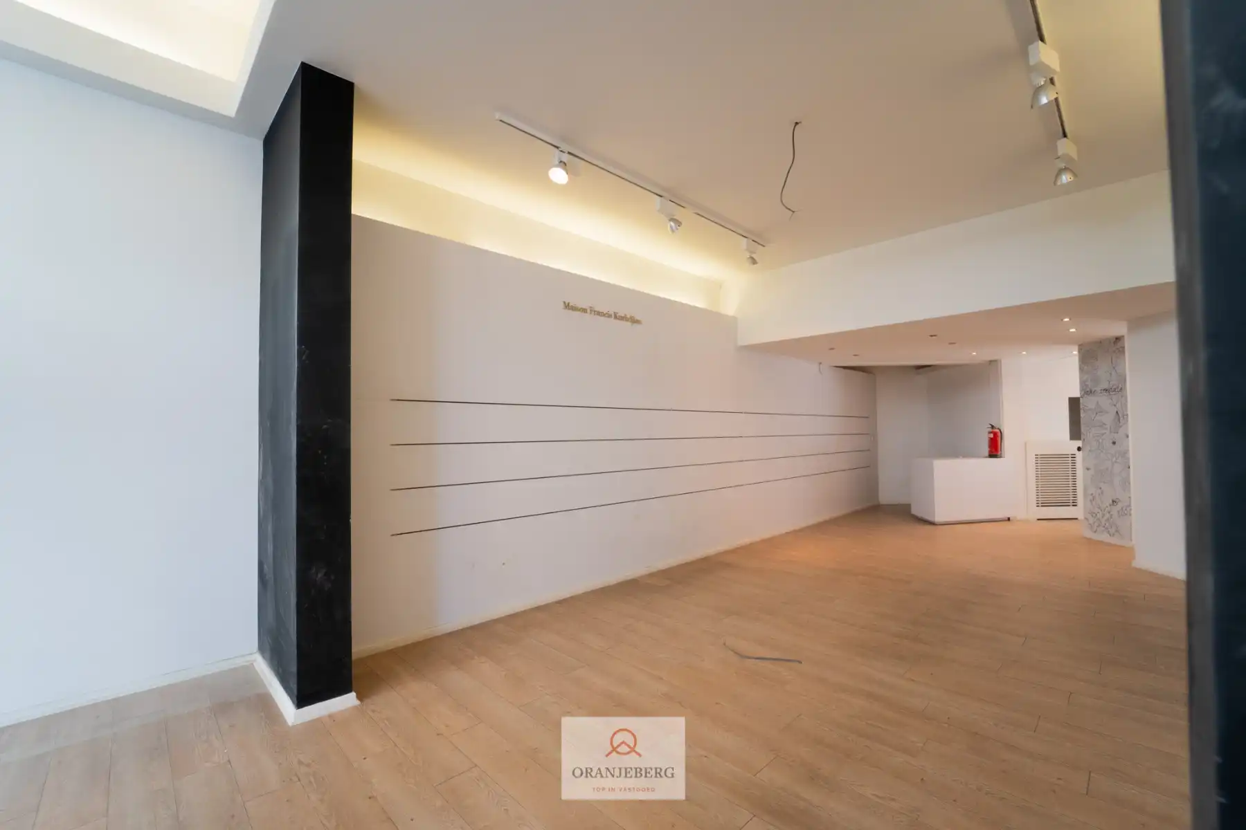 TOP gelegen handelspand foto 13