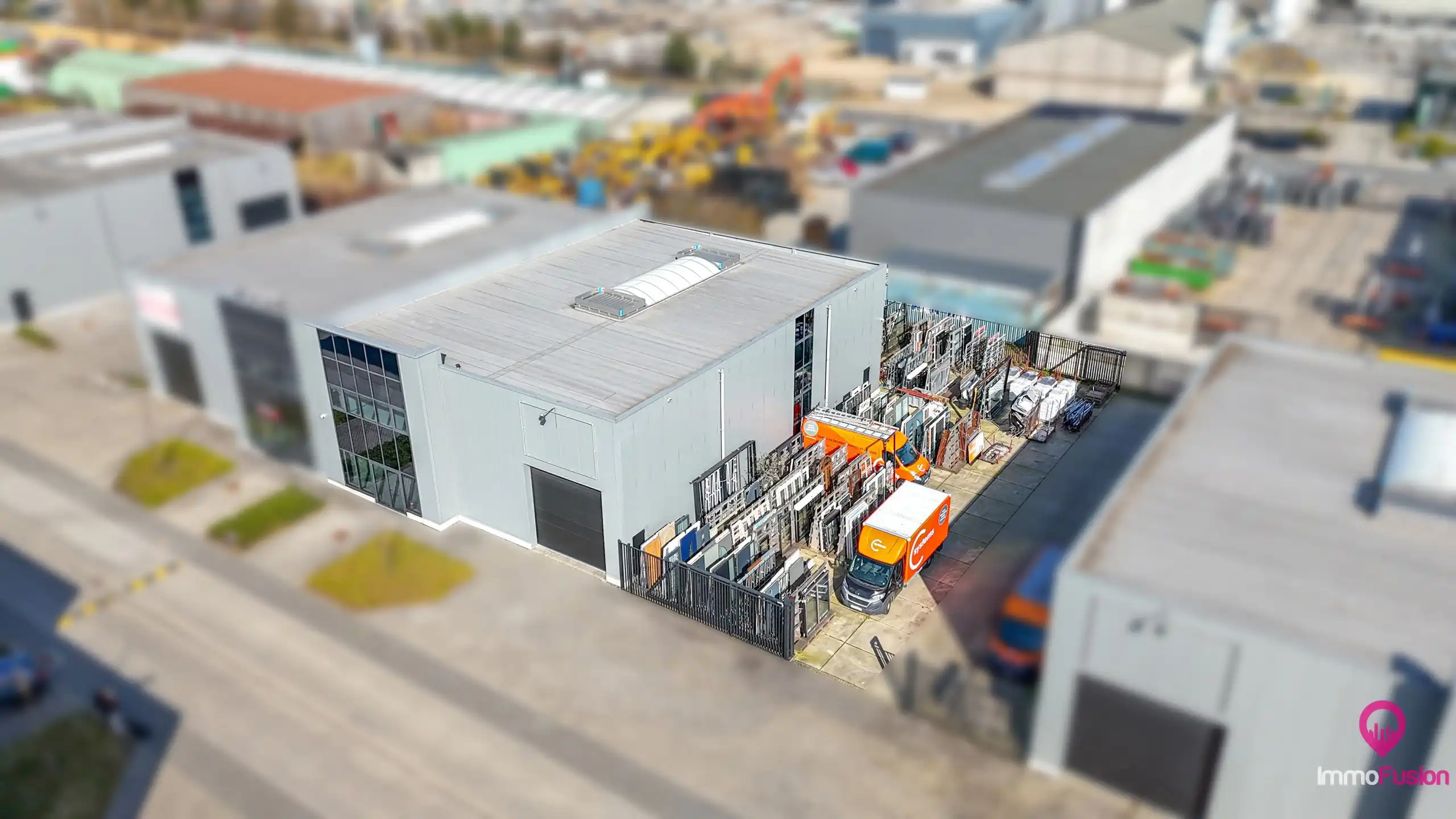 Recente, instapklare magazijnruimte van 440 m² te Houthalen! foto 8