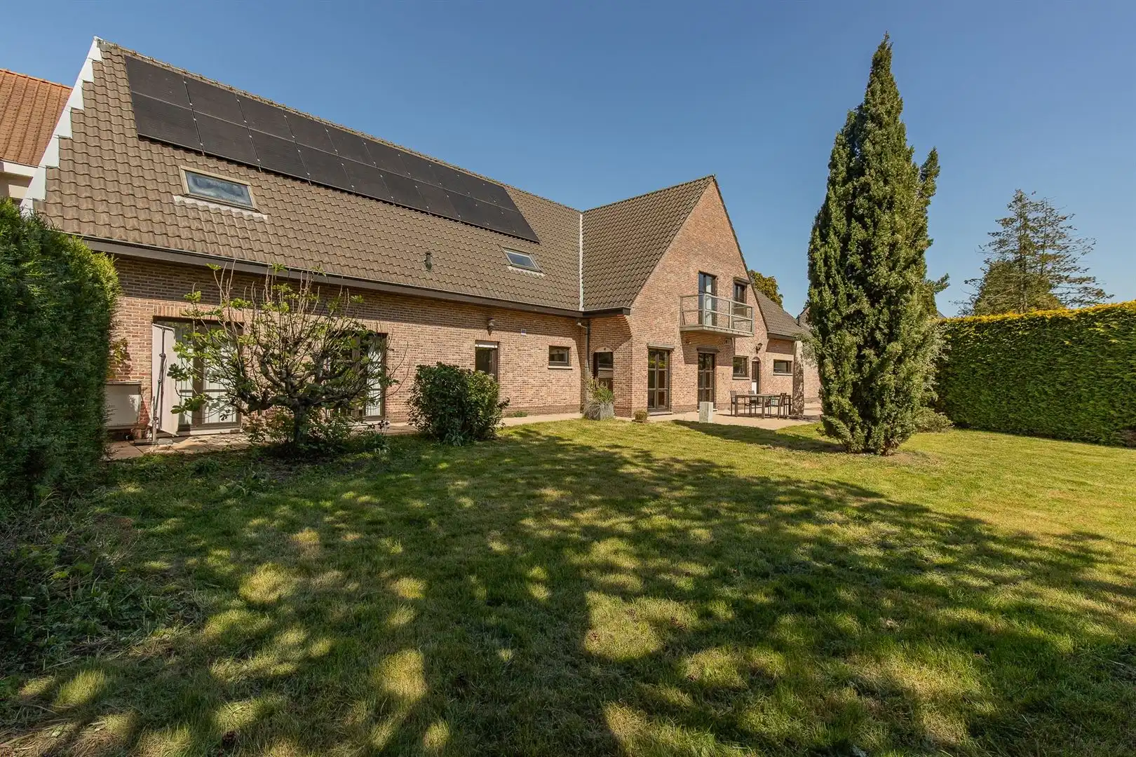 Uitzonderlijk ruime en veelzijdige praktijkwoning / cohousing met tal van mogelijkheden foto 12