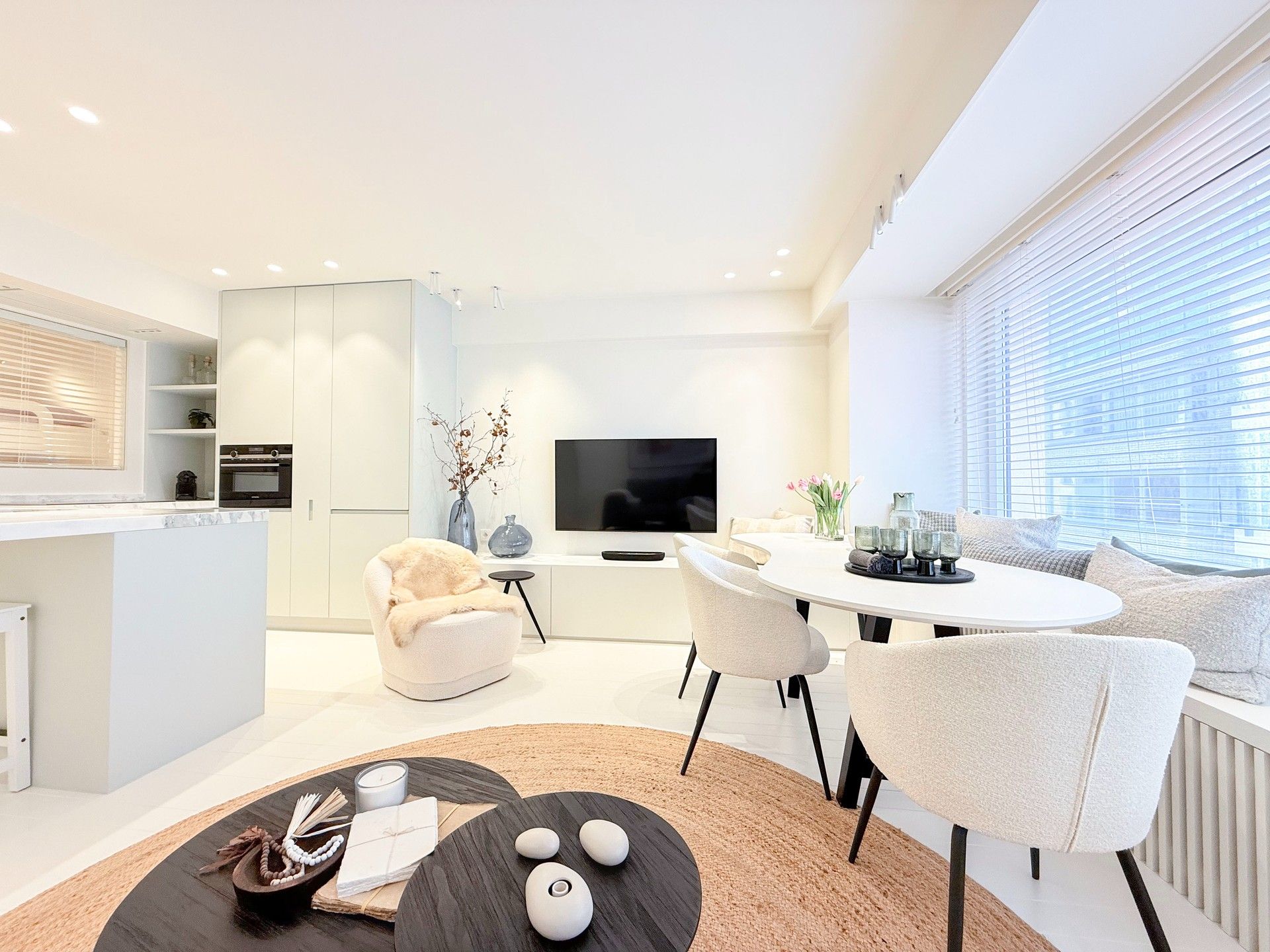 Gerenoveerd appartement met zijdelings zeezicht in Knokke-Het Zoute foto {{pictureIndex}}