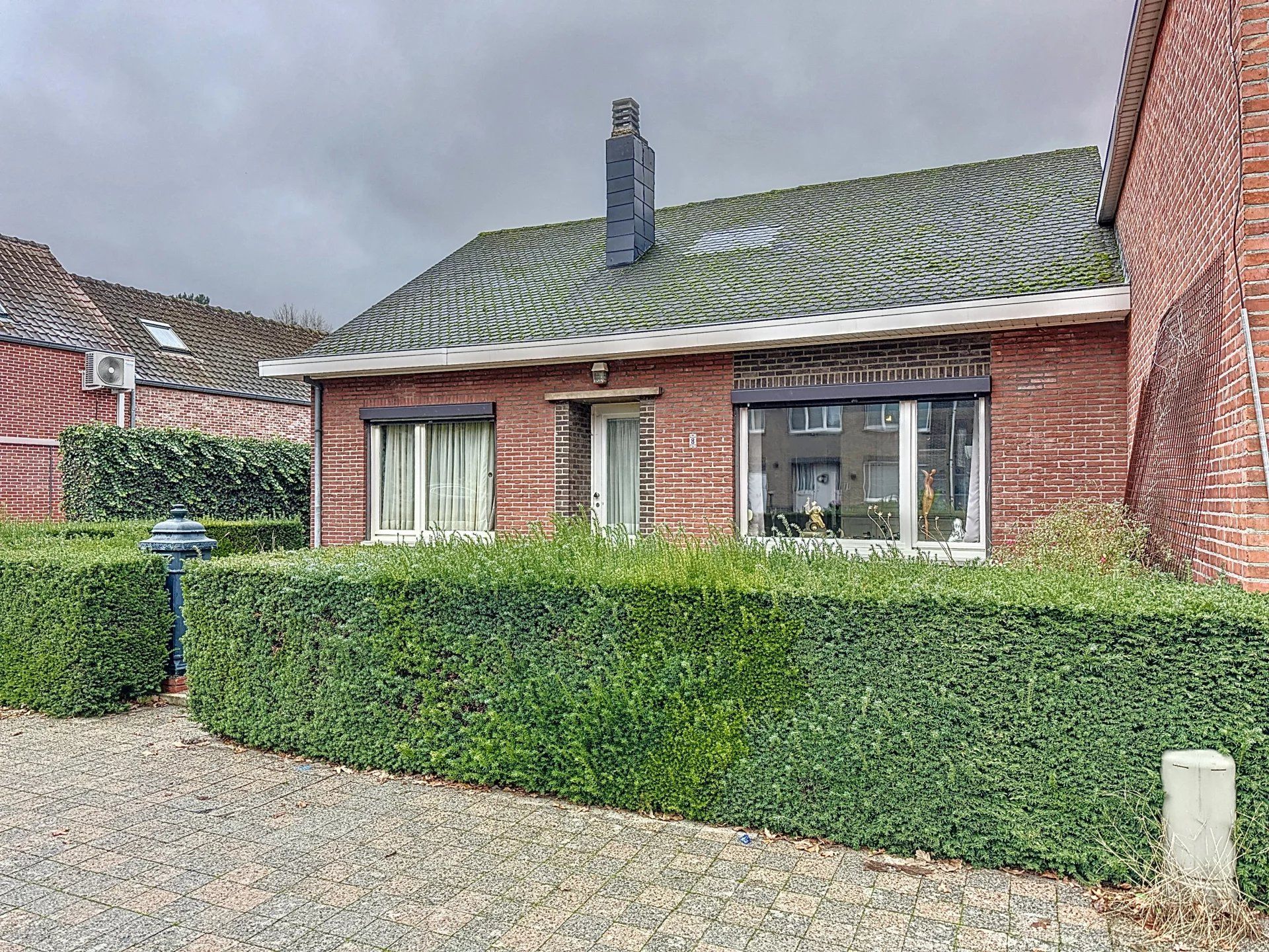 Verrassend ruime woning met 3 slaapkamers en grote tuin. foto 25