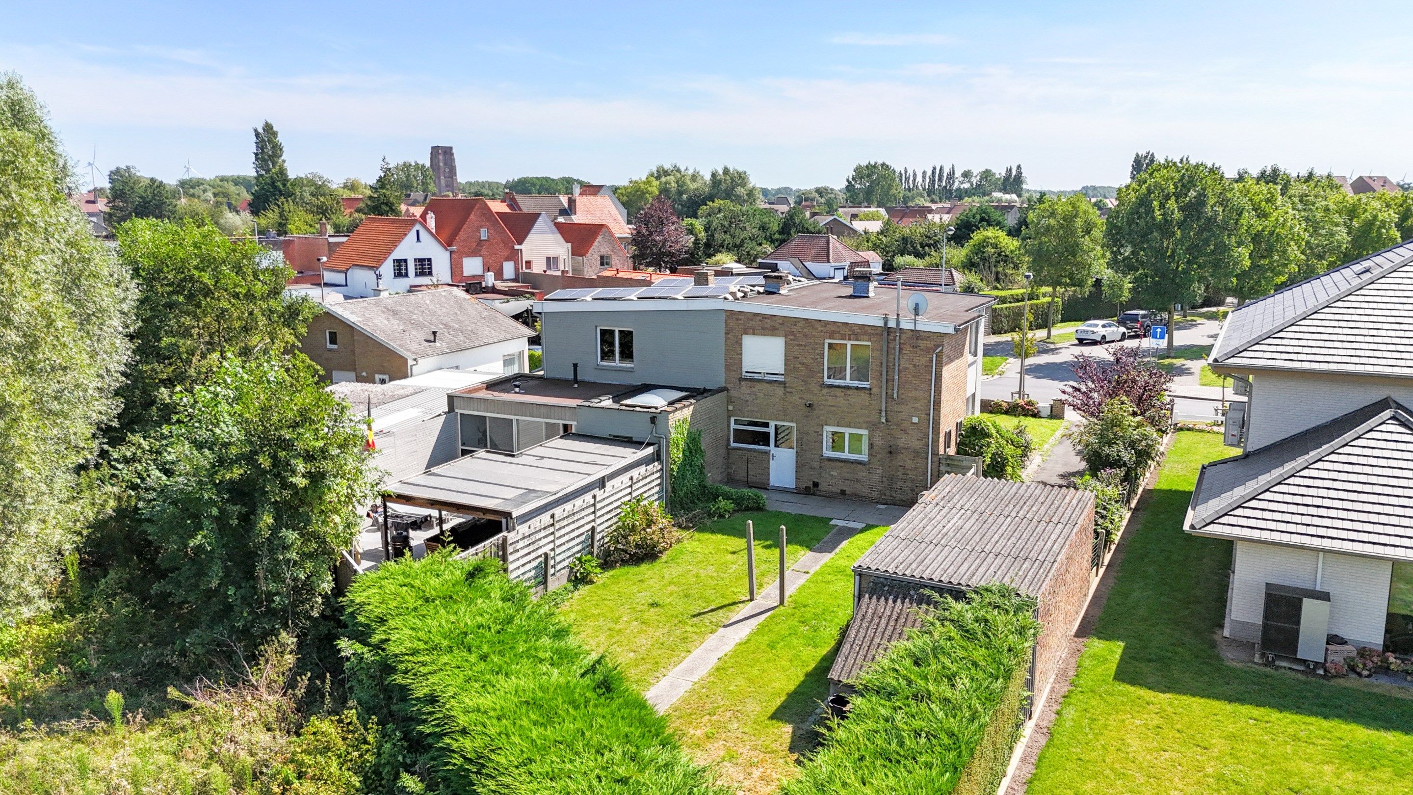 Halfopen woning met tuin, mooi gelegen te Lissewege foto 15