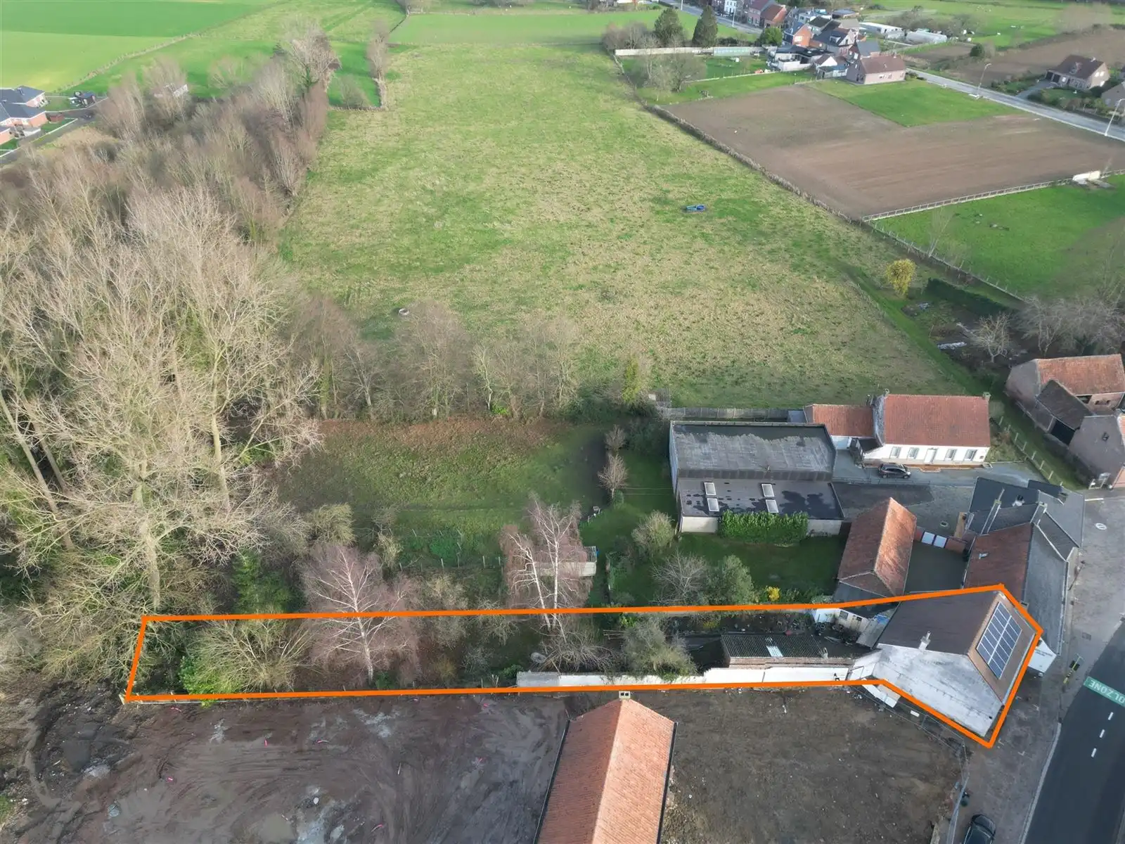 Authentieke woning in hartje Deftinge met bos! foto 14