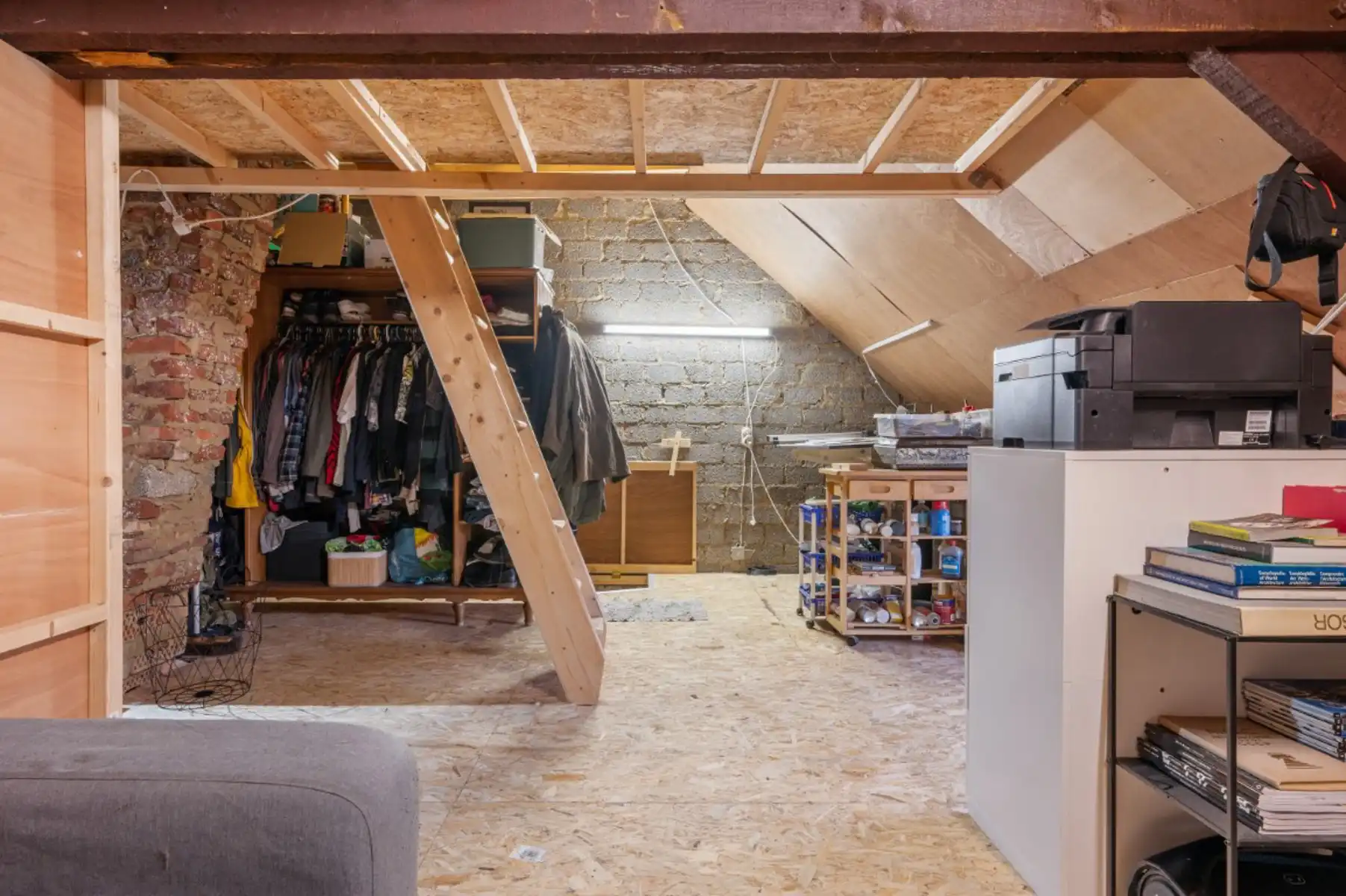 Centraal gelegen woning met garage, tuin en 3 slaapkamers foto 20