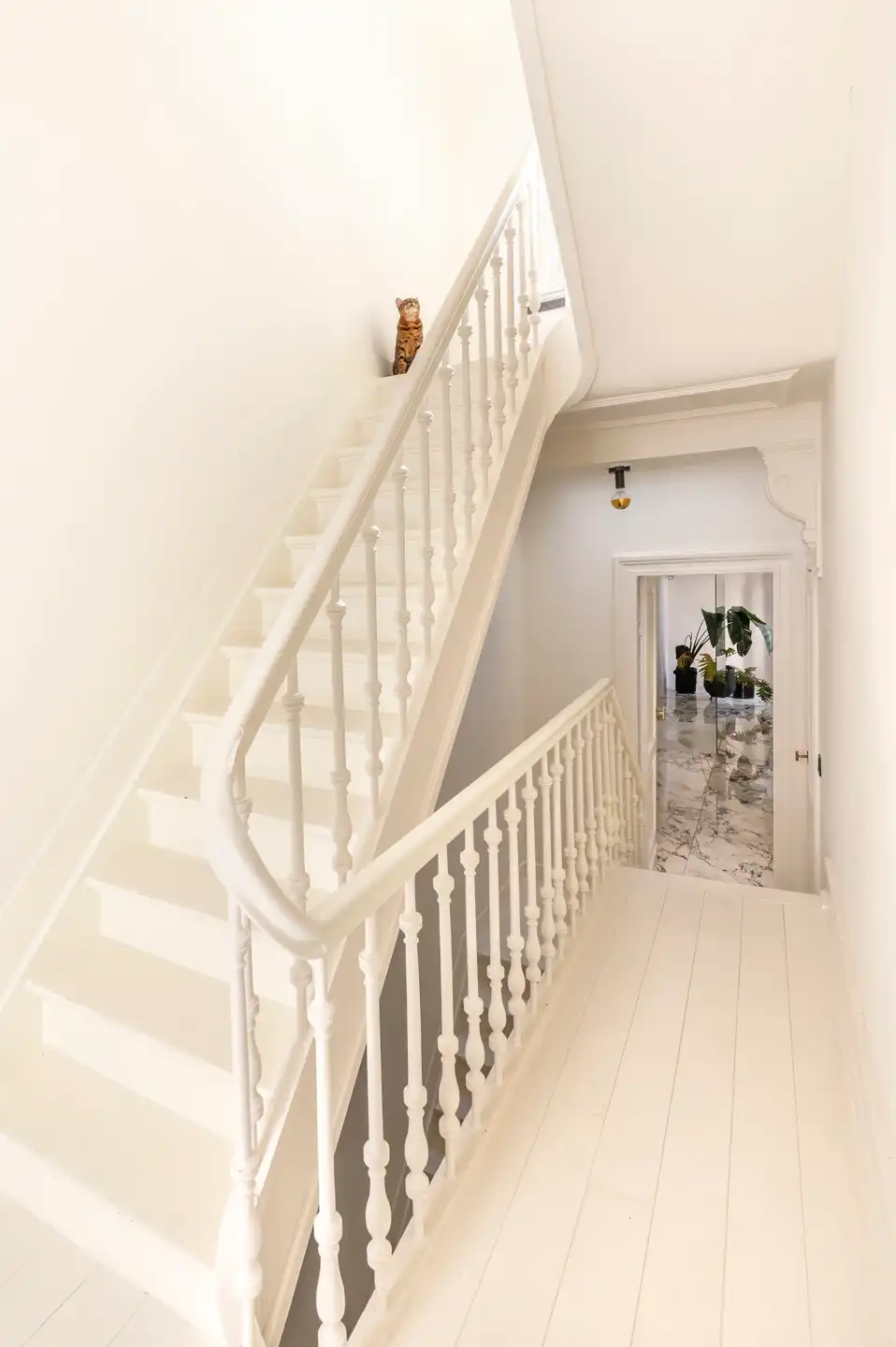 ANTWERPEN HARMONIE. Herenhuis met karakter, tuin en parking! foto 8