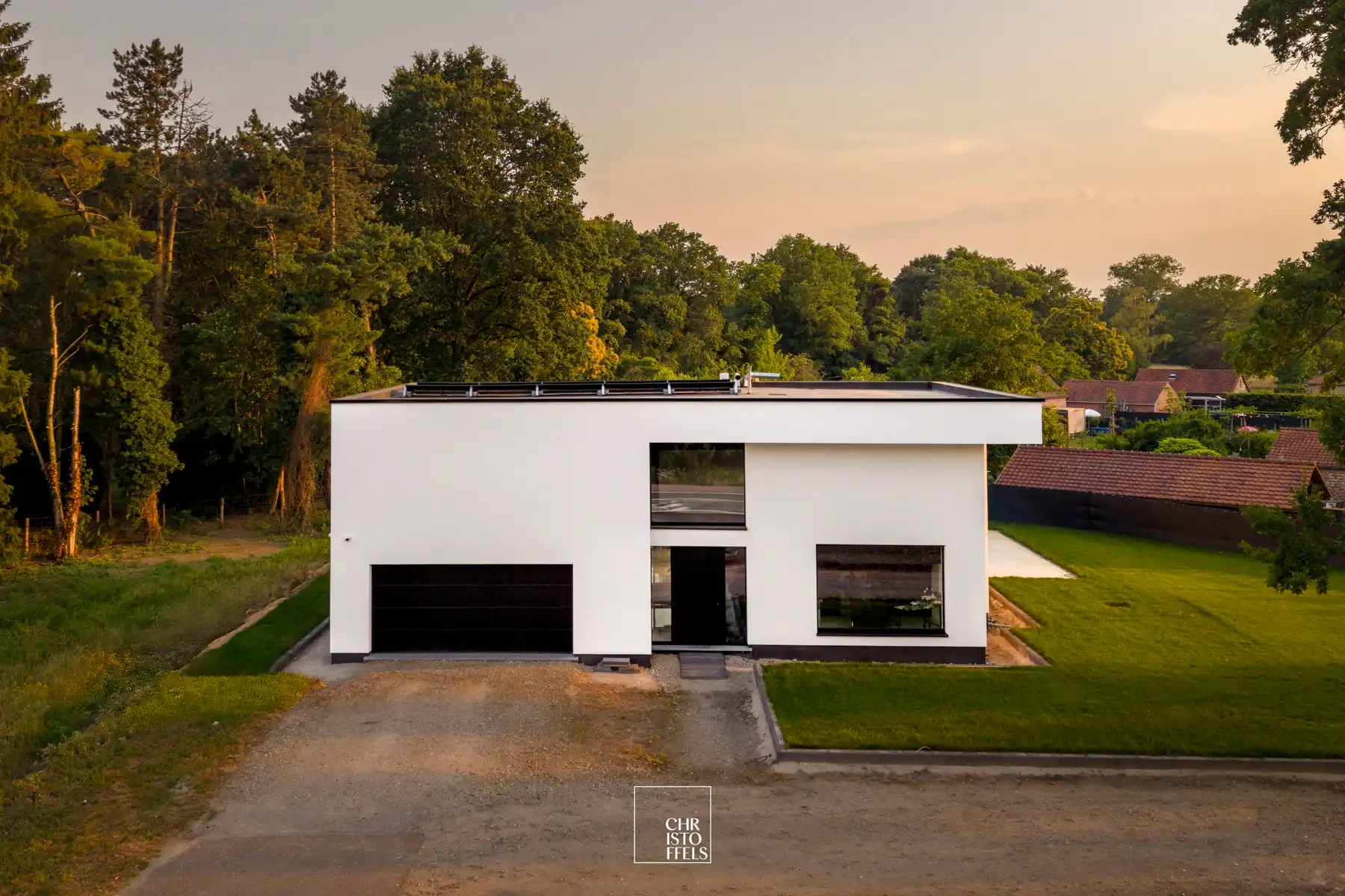Luxe nieuwbouwvilla van 336 m² op een perceel van 1.313 m² foto 16