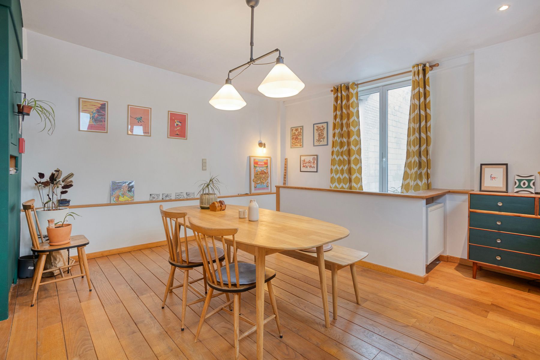 Lichtrijk en goed onderhouden appartement met 2 slaapkamers foto 4