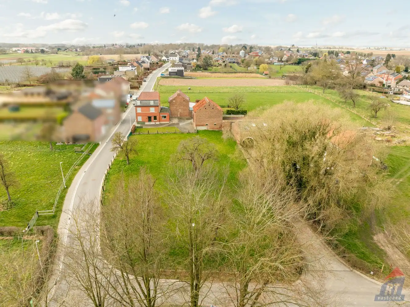 Gunstig gelegen bouwgrond (OB - 6a 43ca) op 5 minuten van de op- en afrit van de E40 foto 5