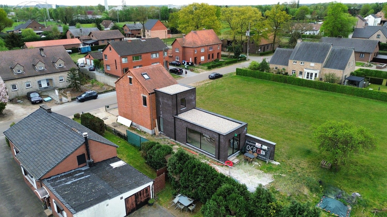 🏡  Casco woning met bijbouw op royaal perceel van 15a foto 2