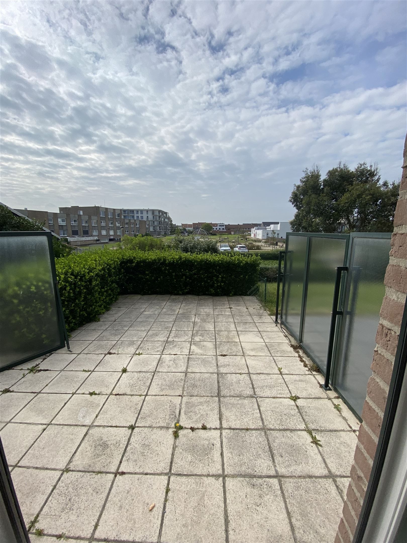 gelijkvloers appartement met garage foto 20