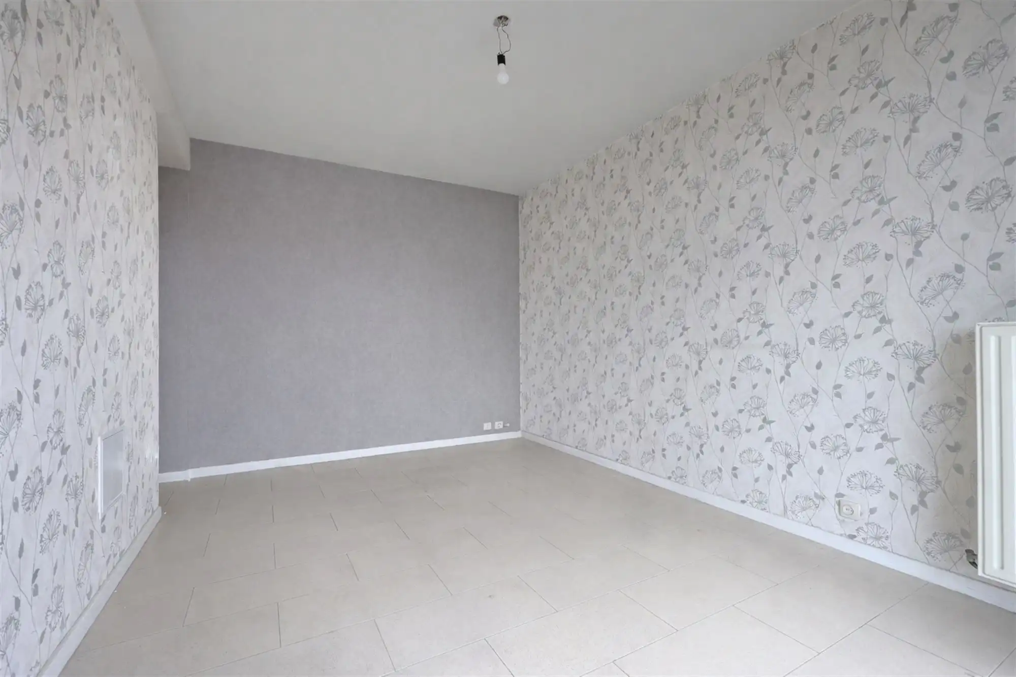 Appartement met 2 slaapkamers, terras + parking mogelijk foto 14