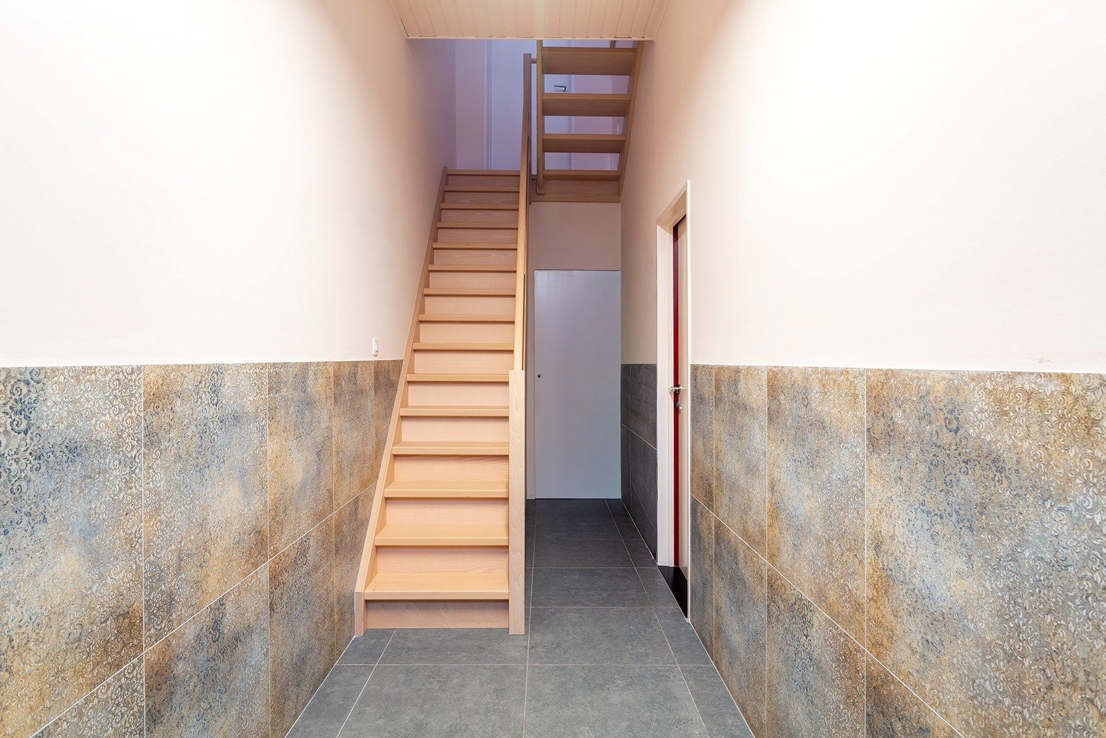 Op te frissen woning op top locatie  foto 16