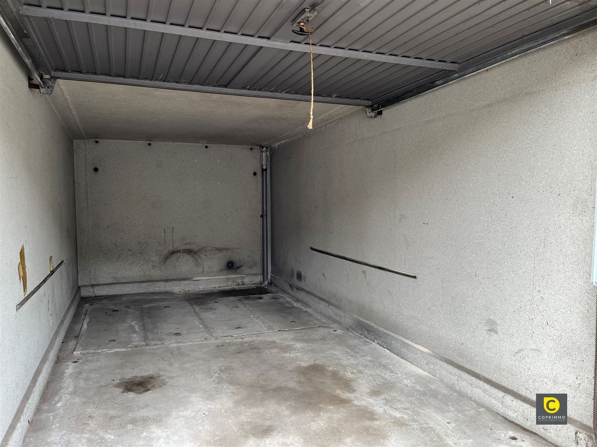 Bovengrondse garagebox op centrale locatie!  foto 3