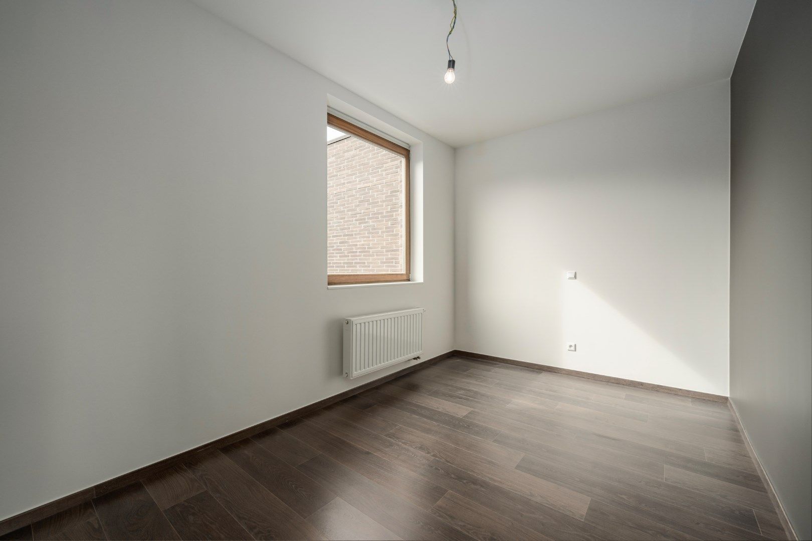 INSTAPKLARE WONING IN IZEGEM foto 12