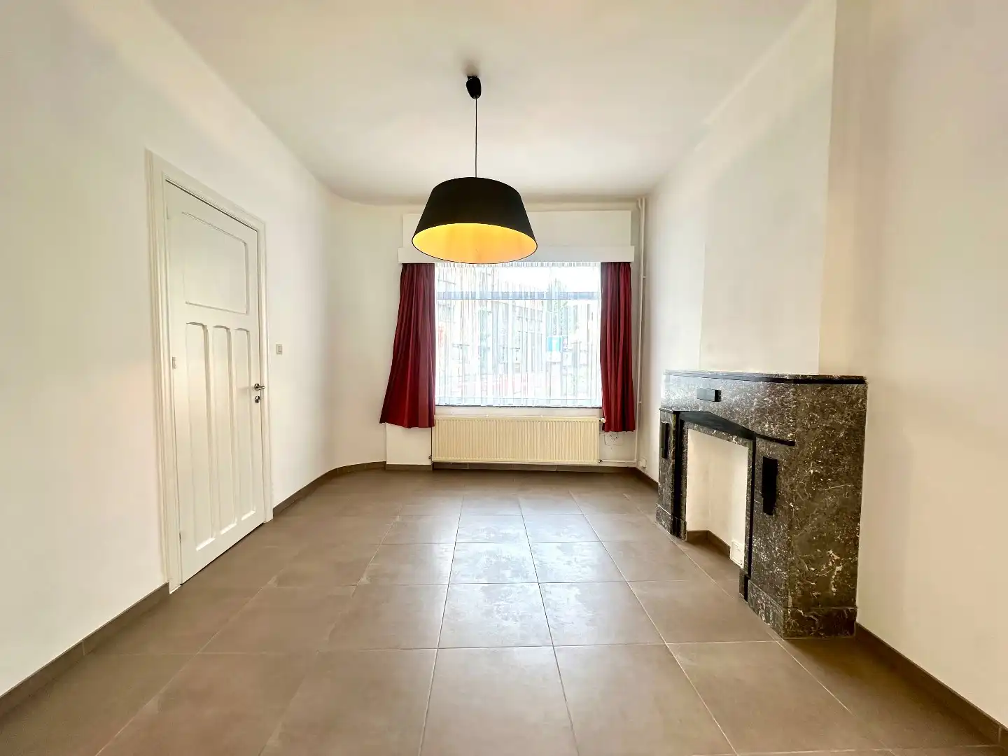 Woning met 2 ruime slaapkamers in het centrum van Bilzen. foto 5