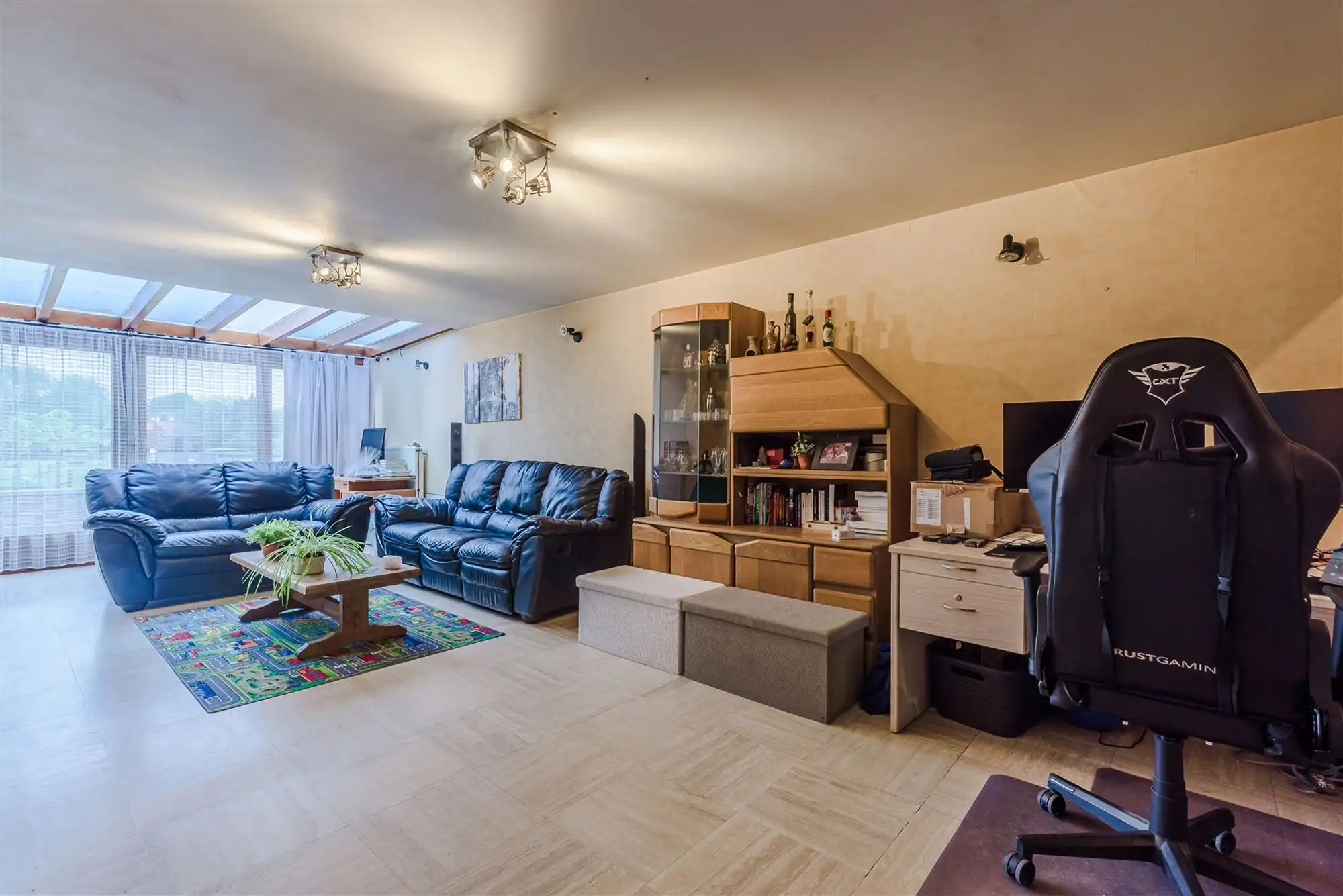 rustig gelegen gezinswoning met 4 slpks, garage en tuin foto 7