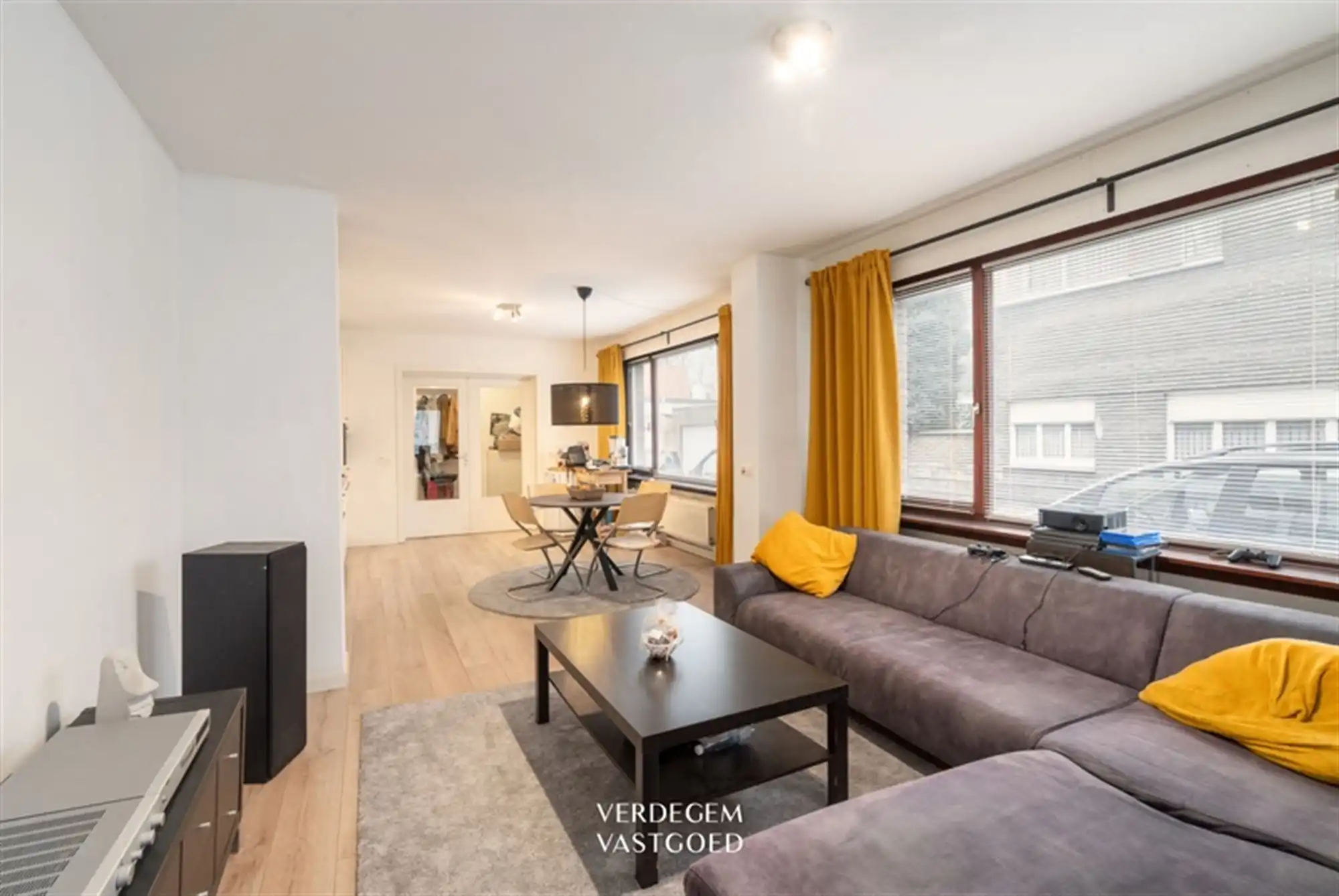 Opbrengsteigendom met 3 appartementen en garage foto 2