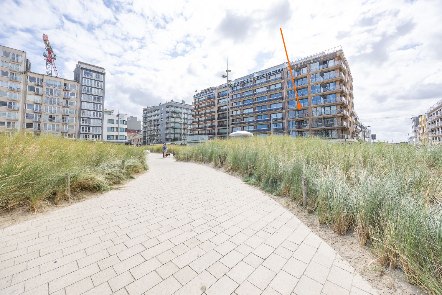 Uniek appartement met frontaal zicht op het casinoplein (met zeezicht!) foto 26