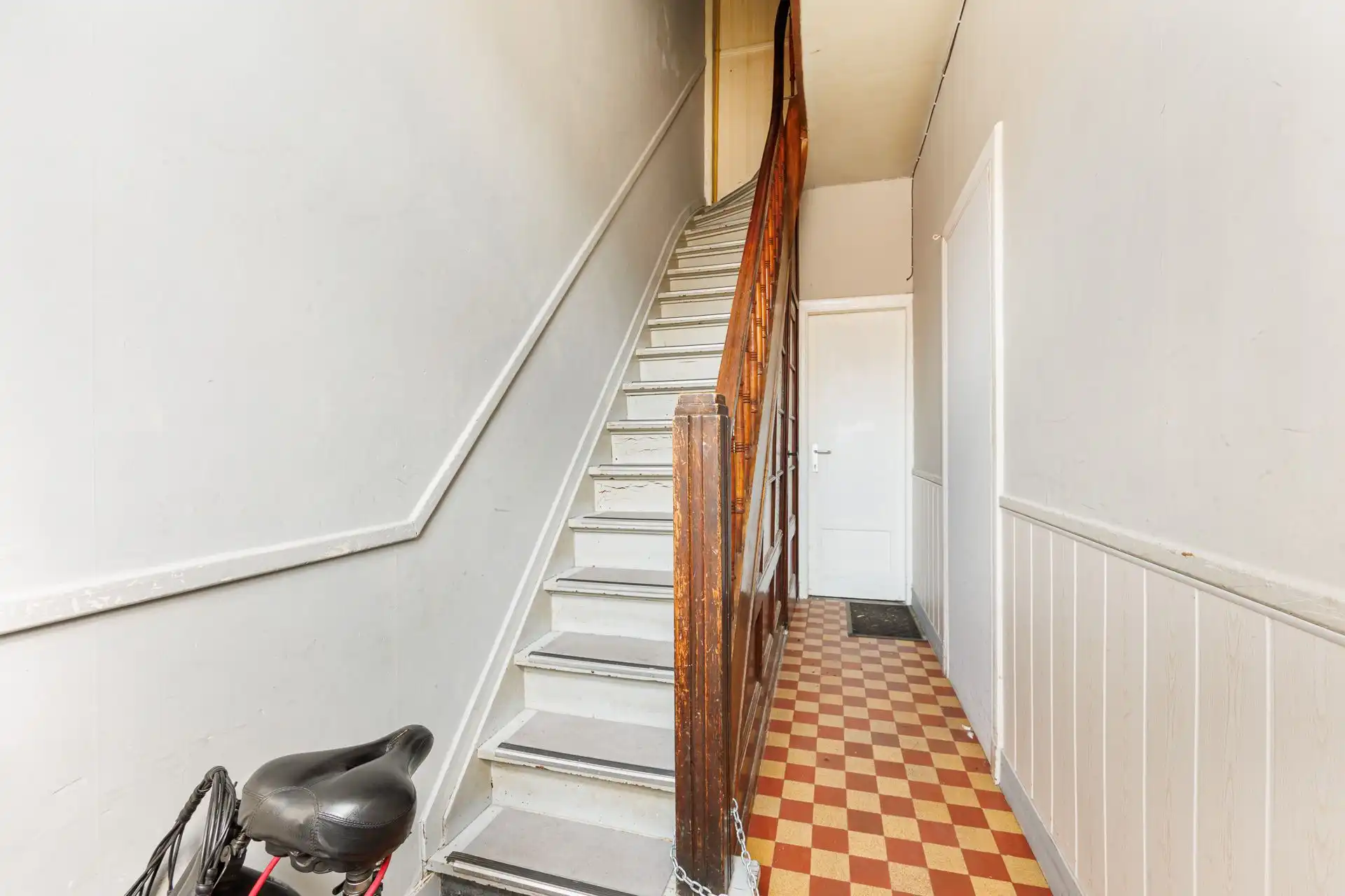 Opbrengsteigendom met 3 appartementen te Berchem foto 2