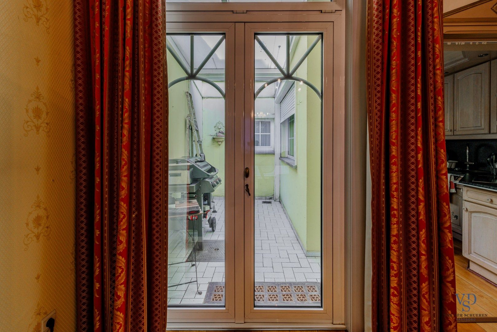 Charmante stadswoning in het centrum van Zottegem. foto 5