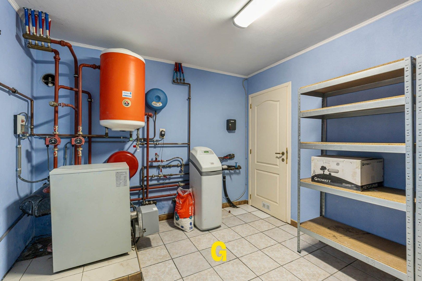 Verzorgde half-vrijstaande woning van degelijke kwaliteit, in een doodlopende kindvriendelijke straat in het mooie Romershoven foto 12