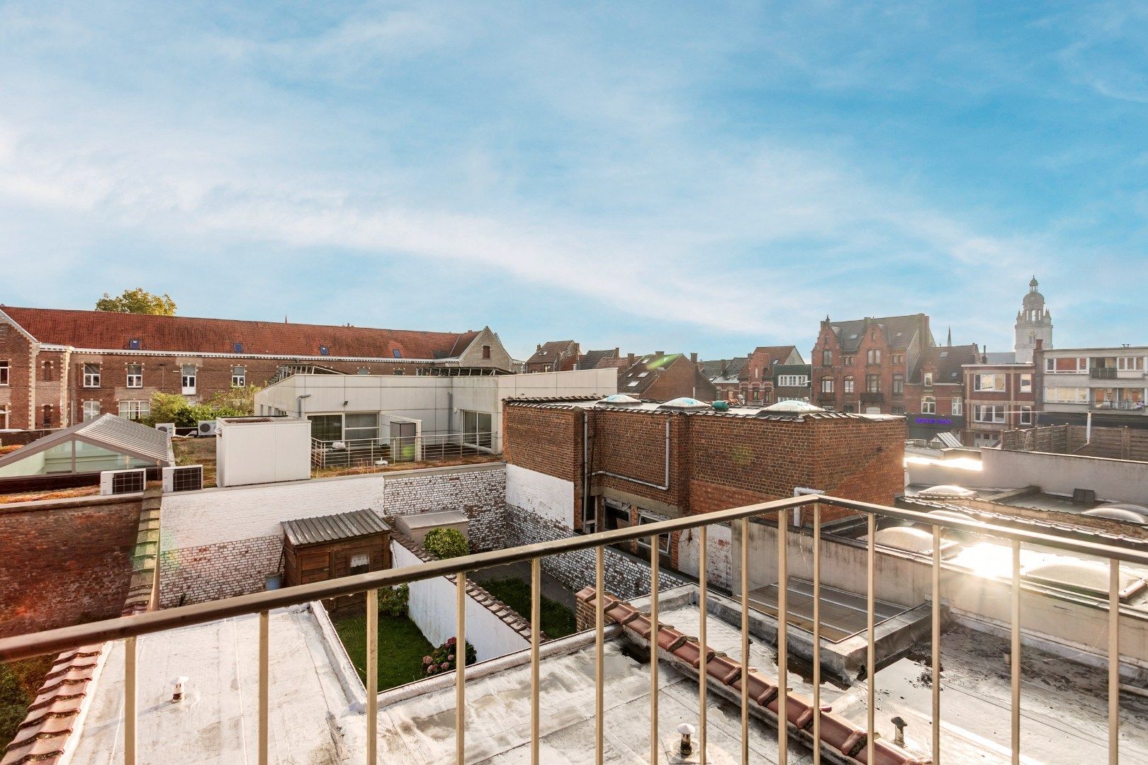 Opbrengsteigendom met twee ruime duplexappartementen  foto 26