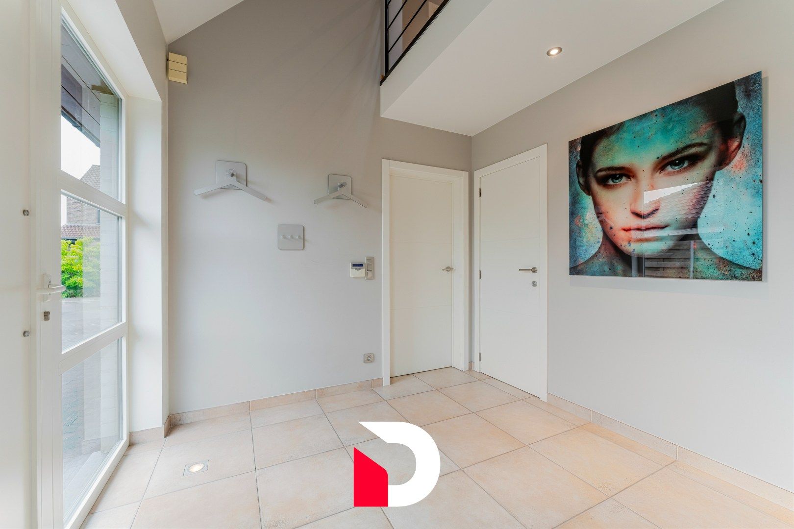 Vrijstaande woning met zwembad op een beheersbaar perceel met 4 slk.'ers  in kindvriendelijke woonwijk. foto 11