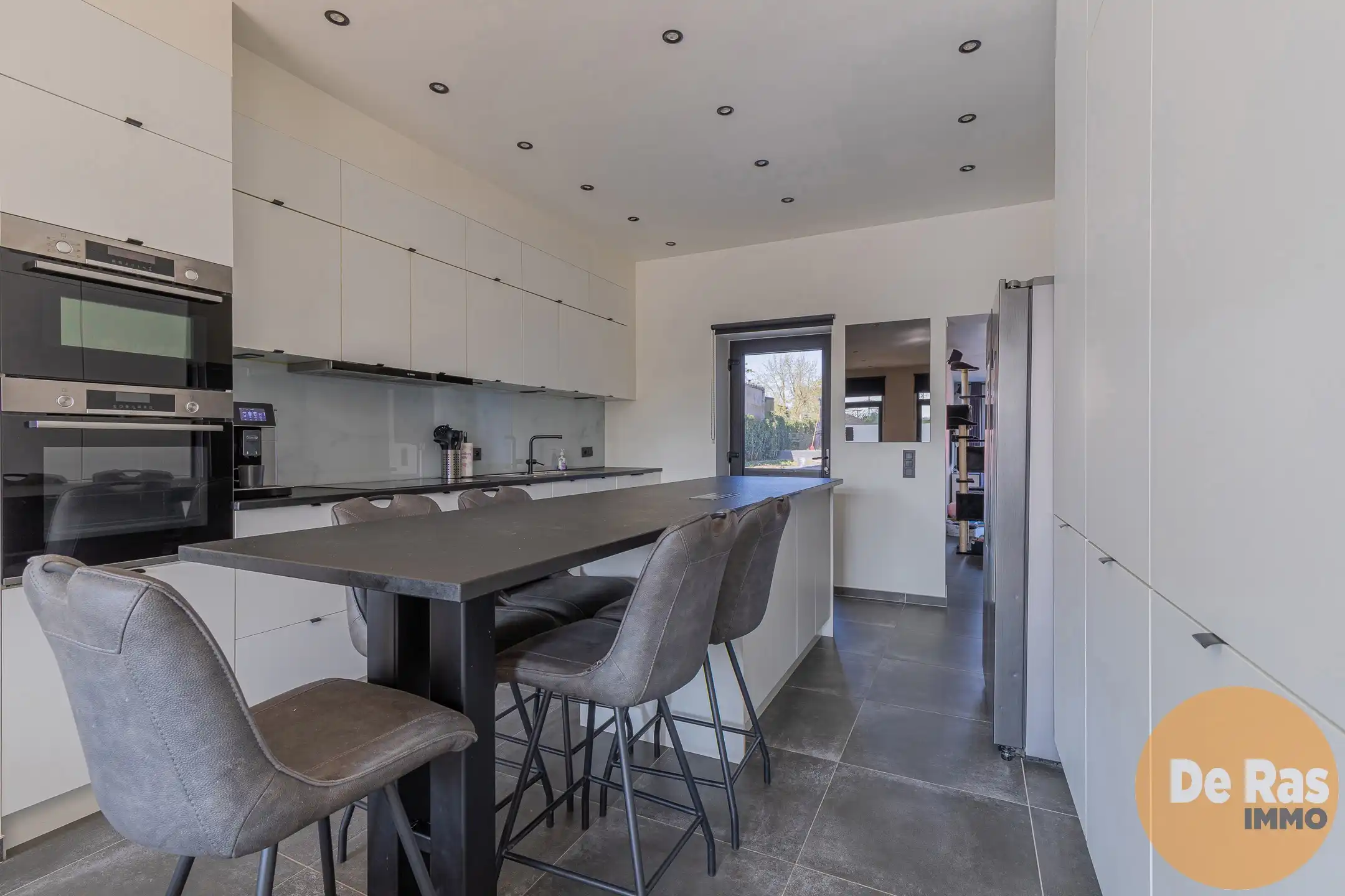 WELLE-Gerenov. herenhuis met charmante gevel en moderne luxe! foto 5