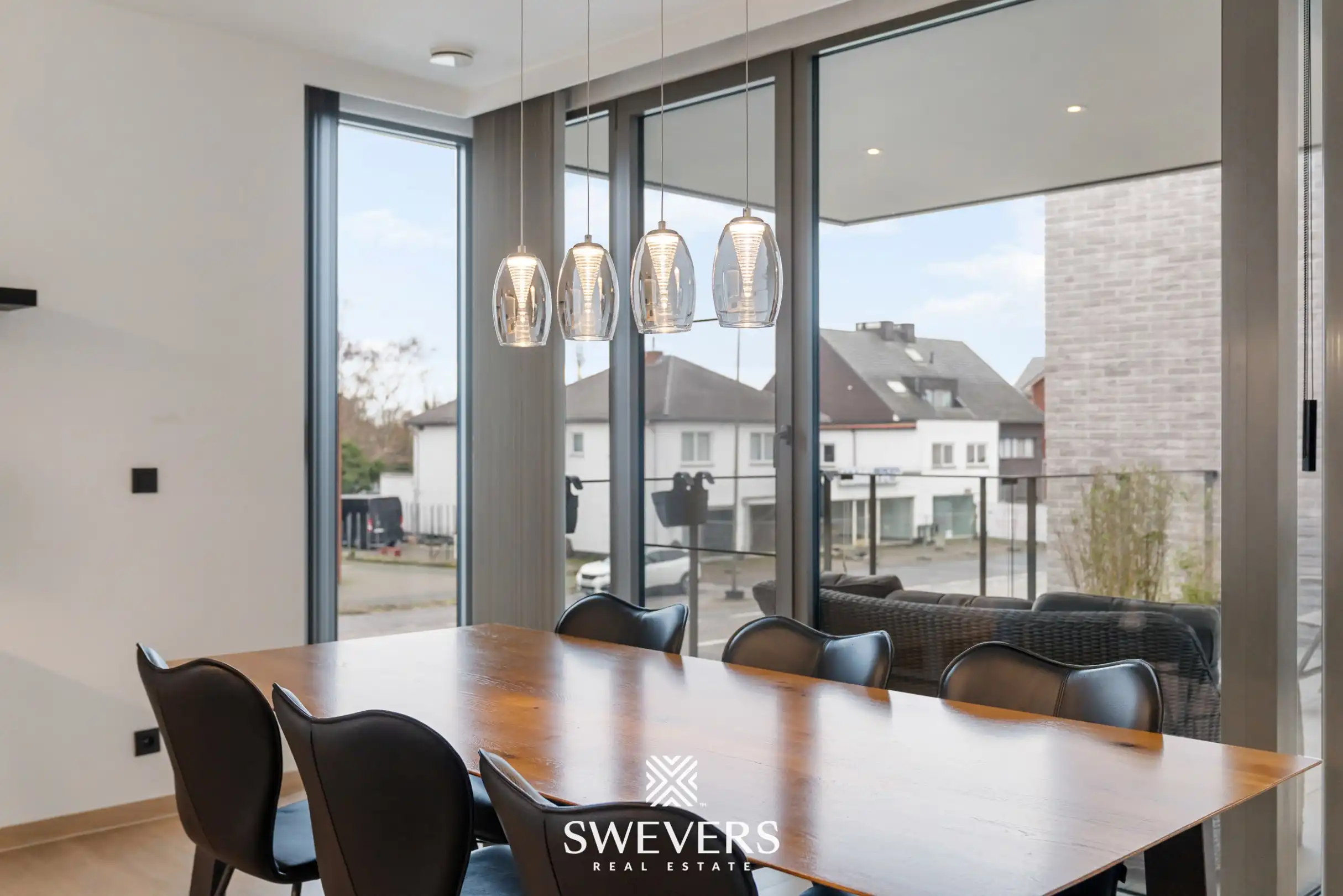 Trendy woning met 2 slpk, 2 bergingen en leuk terras (O) vlakbij centrum Zonhoven foto 10