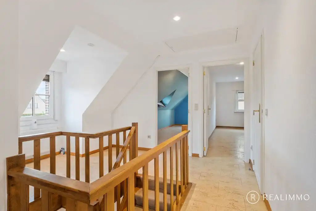 Alleenstaande woning met 4 slaapkamers te Outrijve foto 7