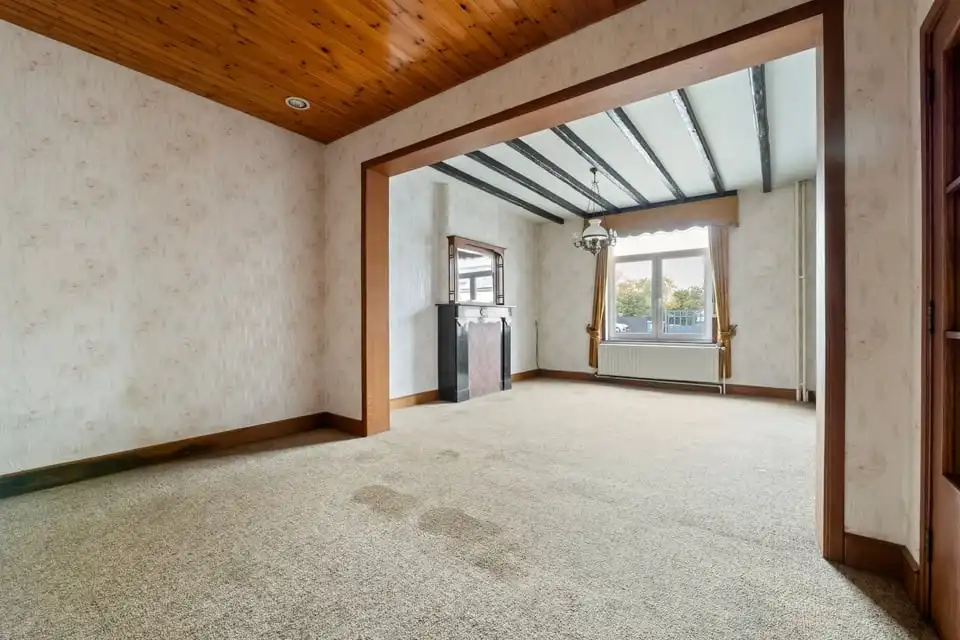 TE RENOVEREN GEZINSWONING MET GARAGE IN HET CENTRUM VAN GINGELOM foto 8