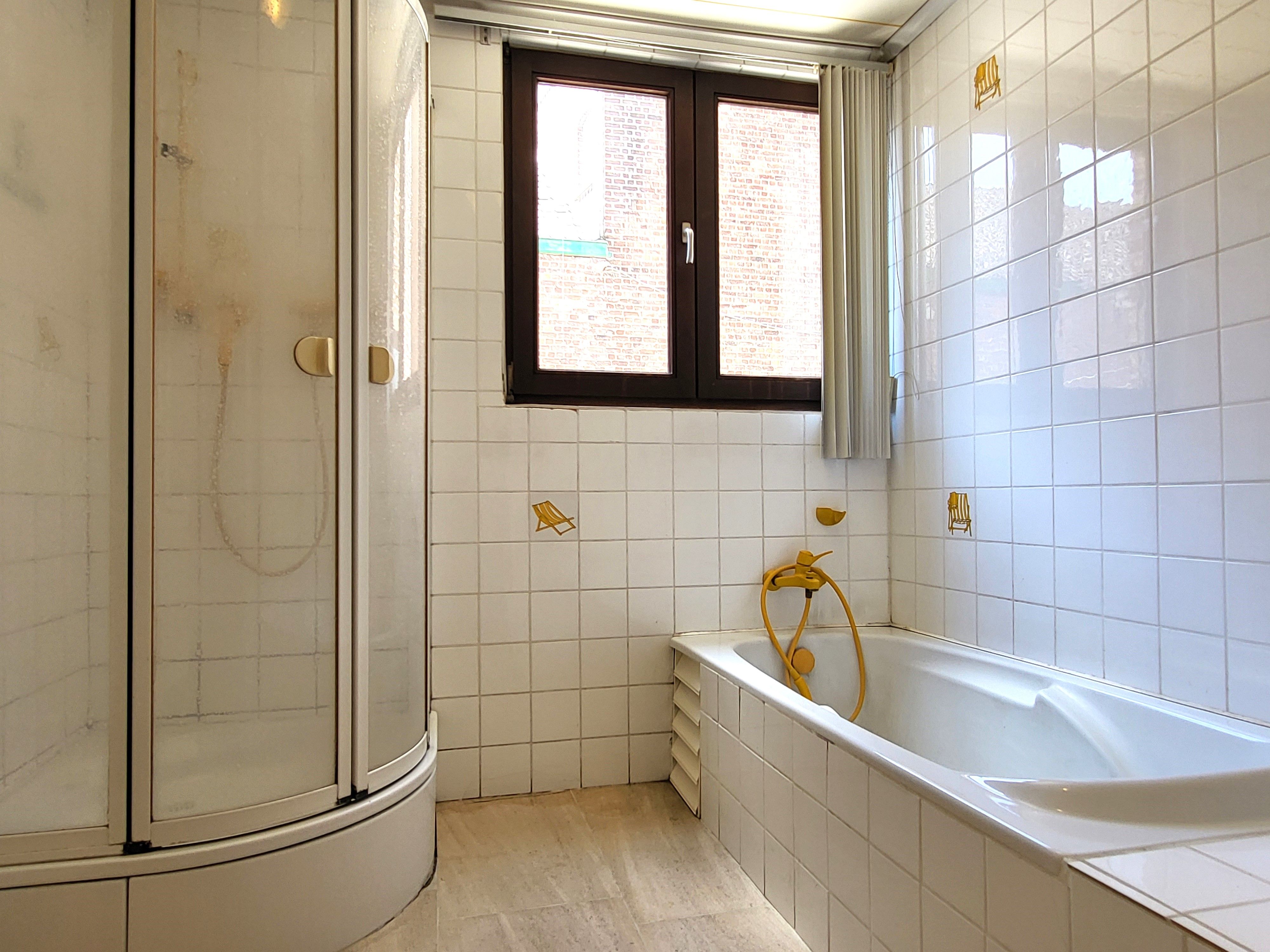 Prachtige burgerwoning op 950 m² met ruime garage en zuidgerichte tuin gelegen in de Vlaamse Ardennen.  foto 17