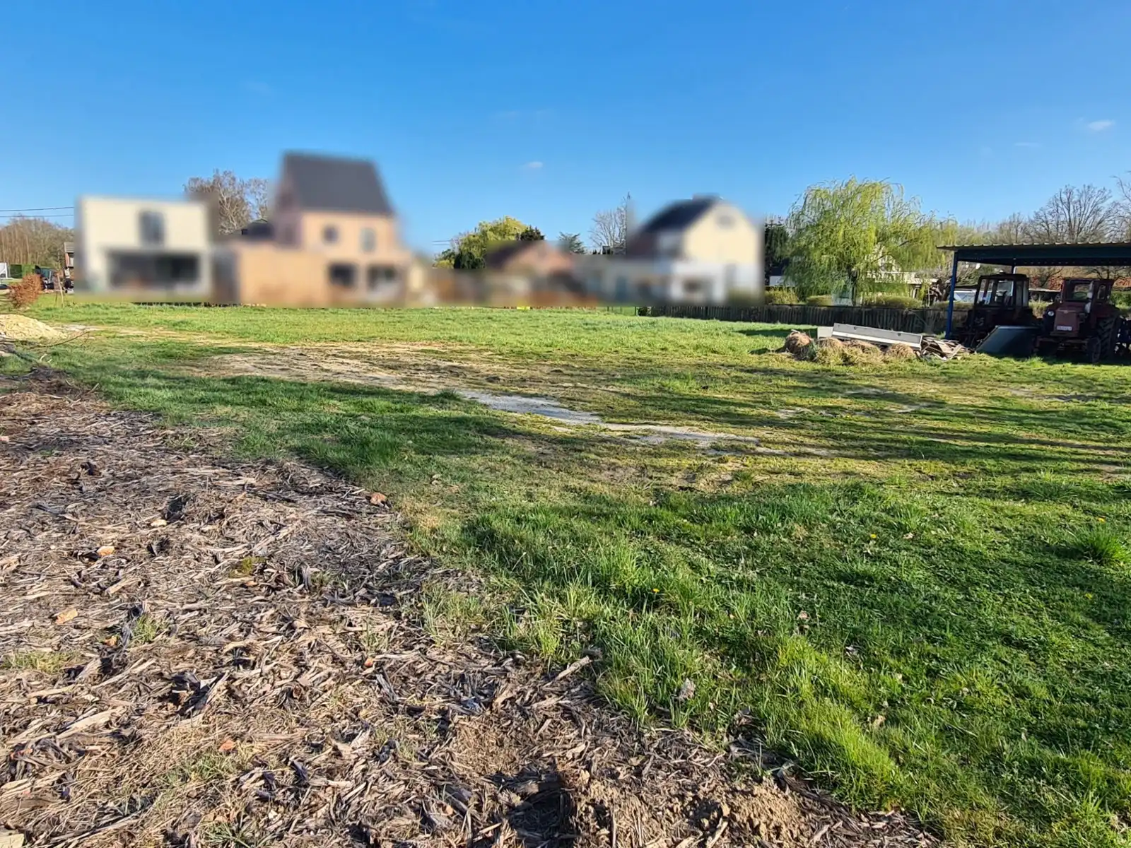 Ruime bouwgrond in doodlopende straat foto 4