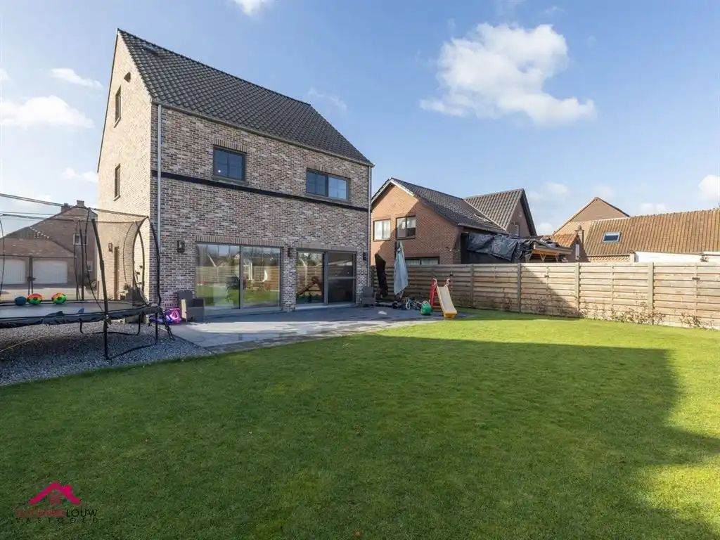 Energiezuinige vrijstaande woning in landelijke stijl foto 5