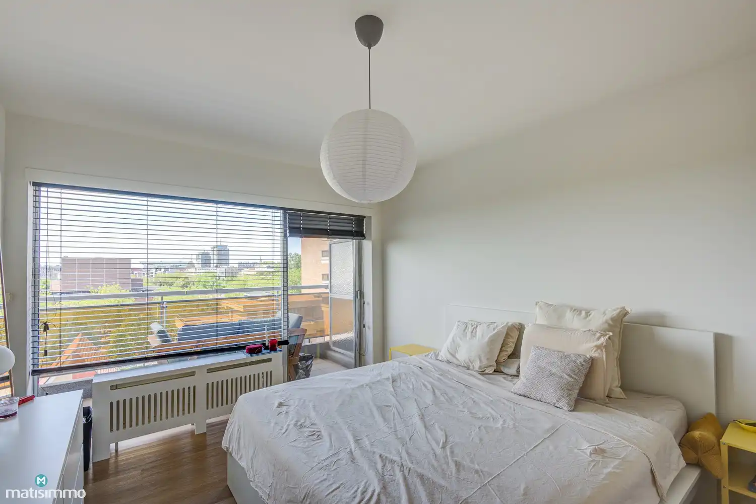 RECENT GERENOVEERD APPARTEMENT MET 2 SLAAPKAMERS, 2 TERRASSEN EN ZICHT OP HET GROEN IN DE KATARINAWIJK (OPTIONEEL: RUIME GARAGEBOX IN DE KELDERVERDIEPING) foto 15