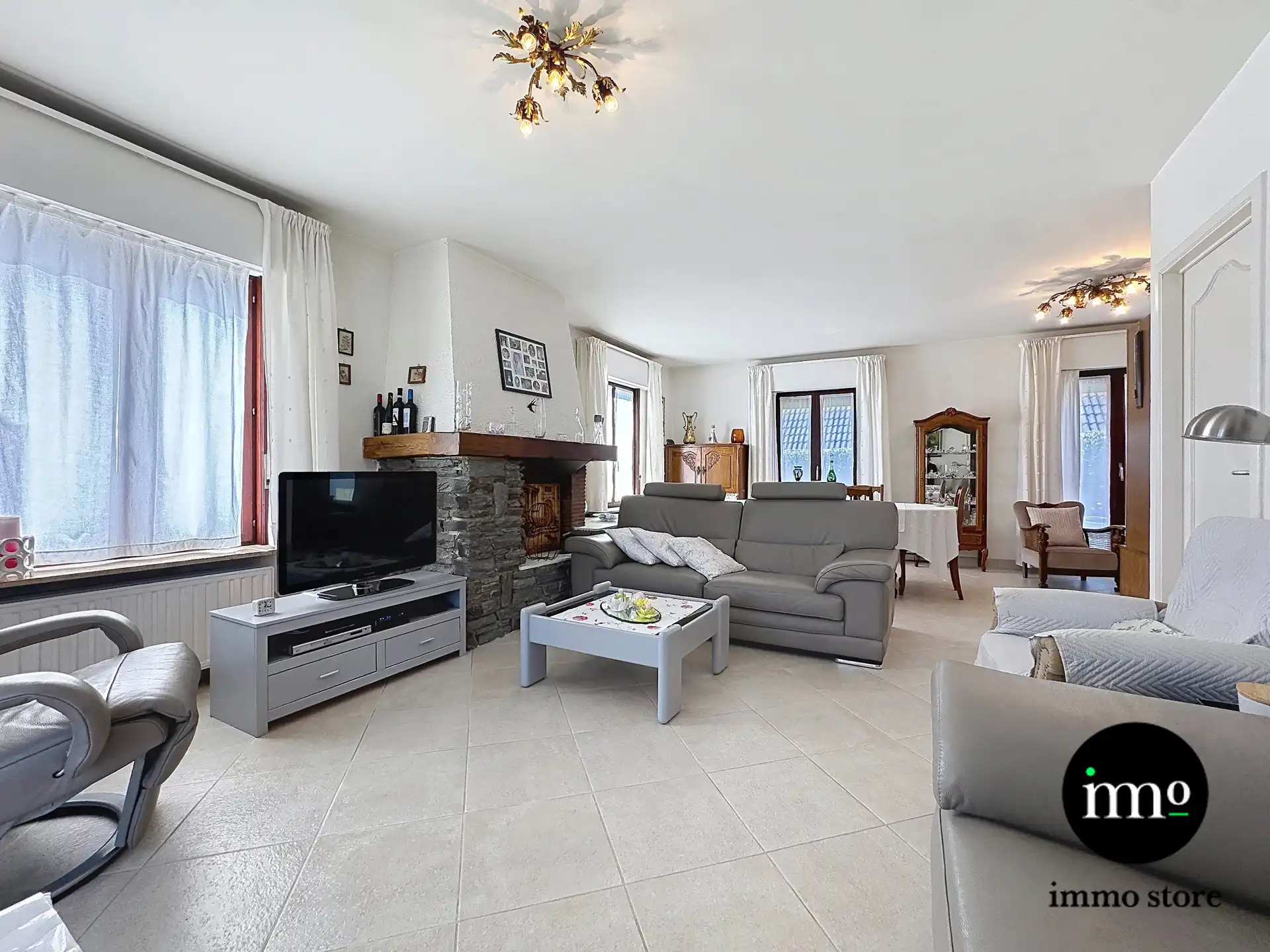 Charmante open bebouwing, bungalow, met veel potentieel! foto 7