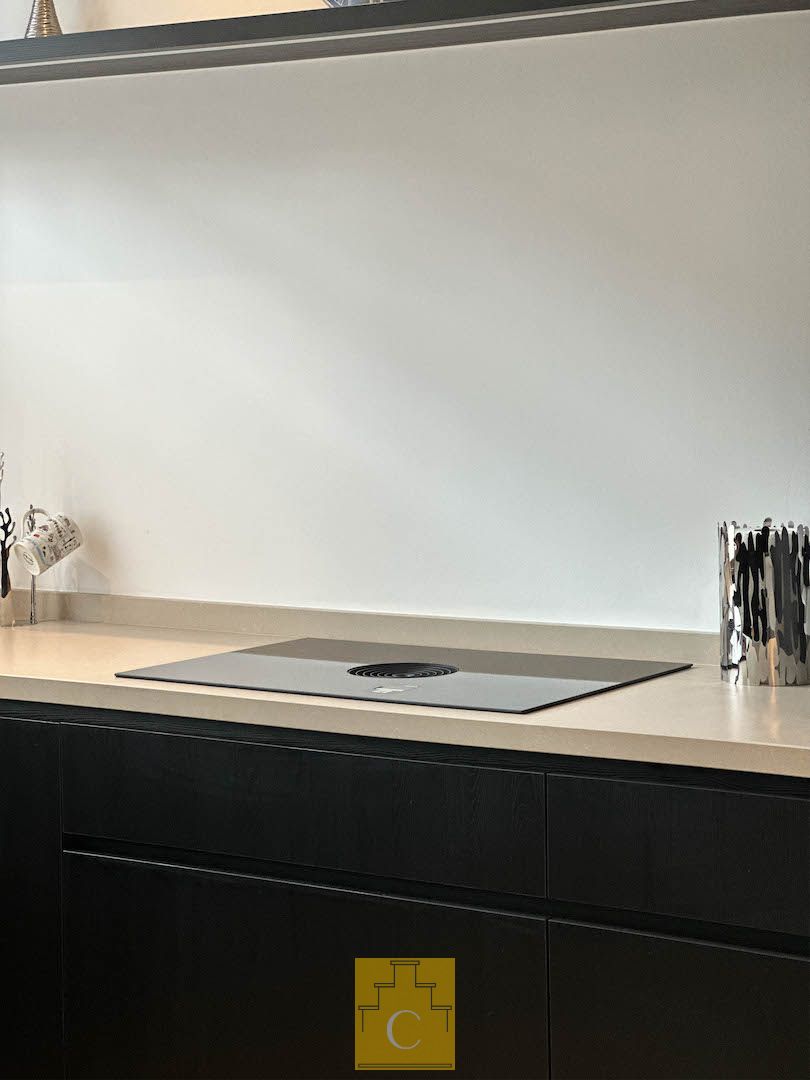 Recent gerenoveerde trapgevelwoning op een idyllische locatie in Groeninge, zelden geziene high-end afwerking, zonnepanelen en aangename terrastuin foto 14