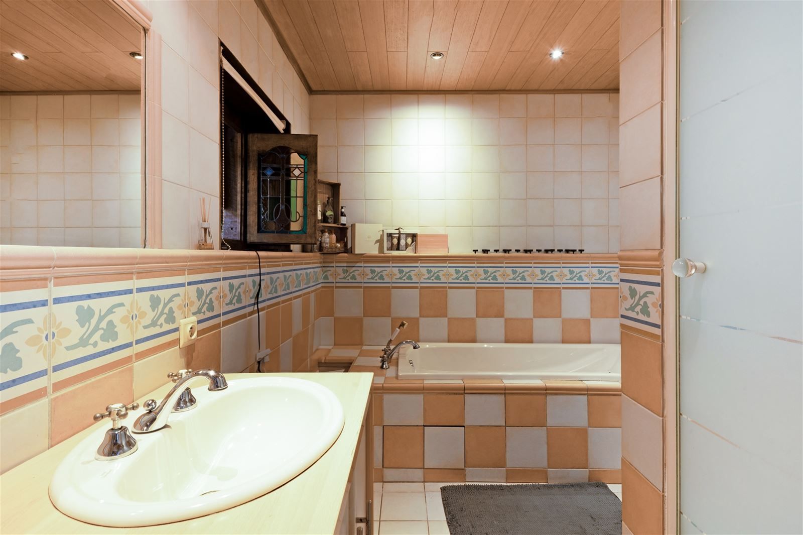 Charmante hoeve met tal van mogelijkheden! foto 18