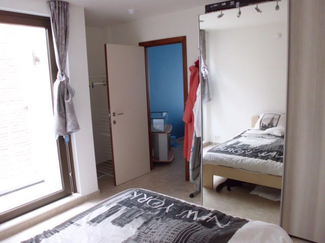 Recent appartement in hartje Oedelem foto 7