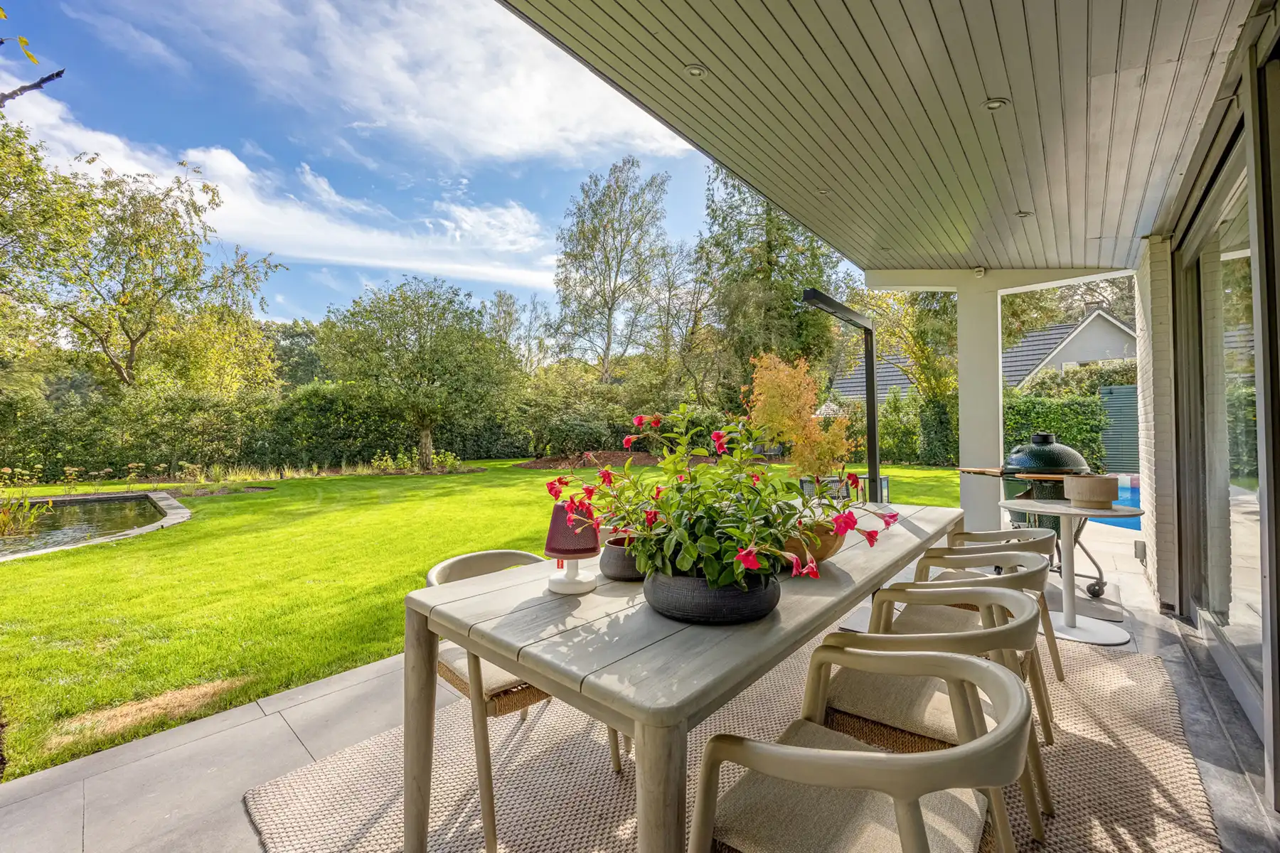Ruime villa met zwembad op toplocatie in 's Gravenwezel foto 19