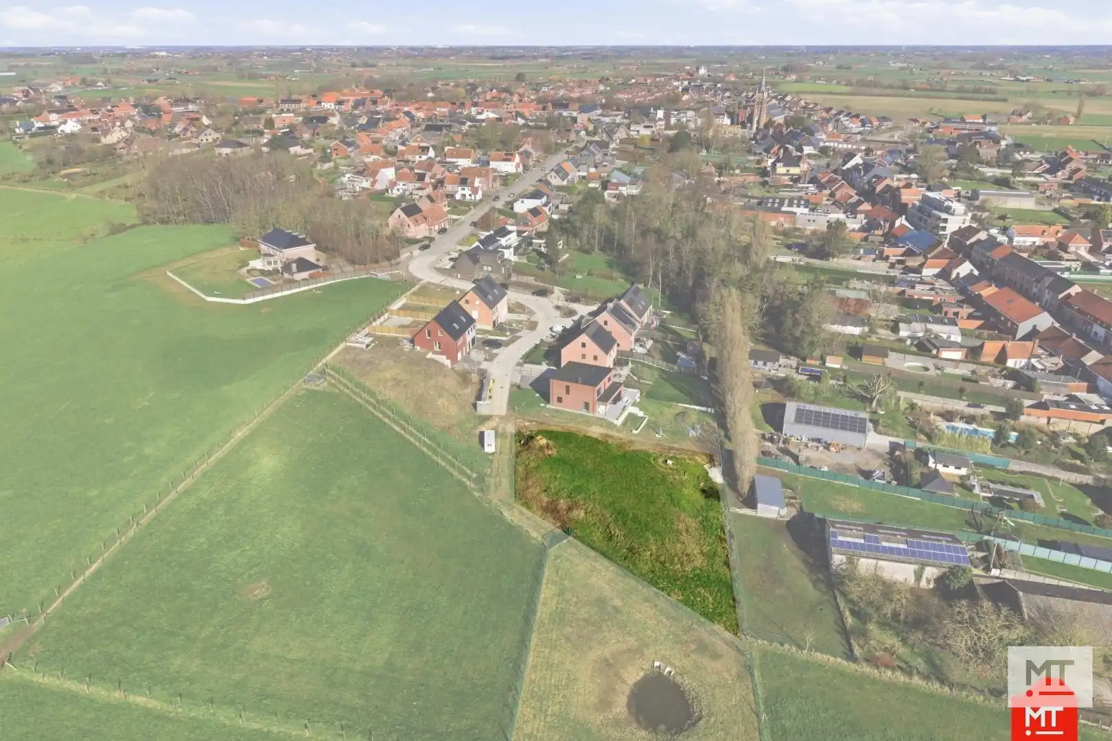 2 nieuwbouwwoningen met landelijk verzicht in Beselare foto 2