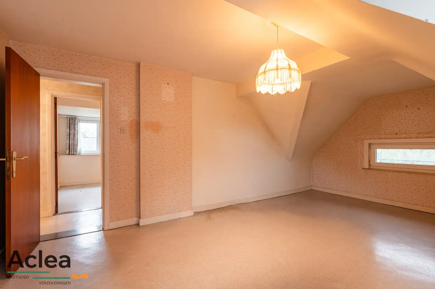 Karaktervolle vrijstaande woning op een goede locatie in Kaprijke foto 30