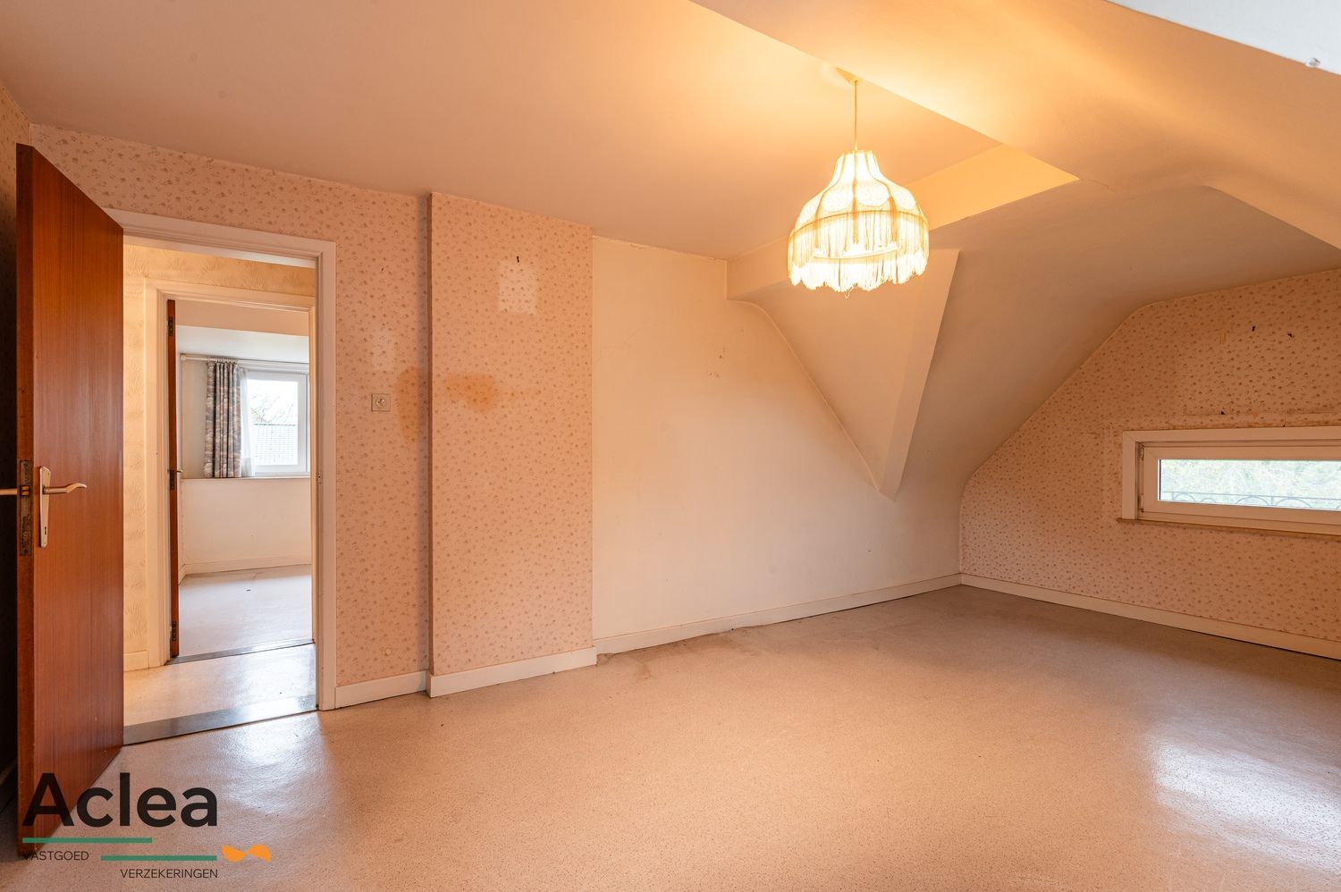 Karaktervolle vrijstaande woning op een goede locatie in Kaprijke foto 30