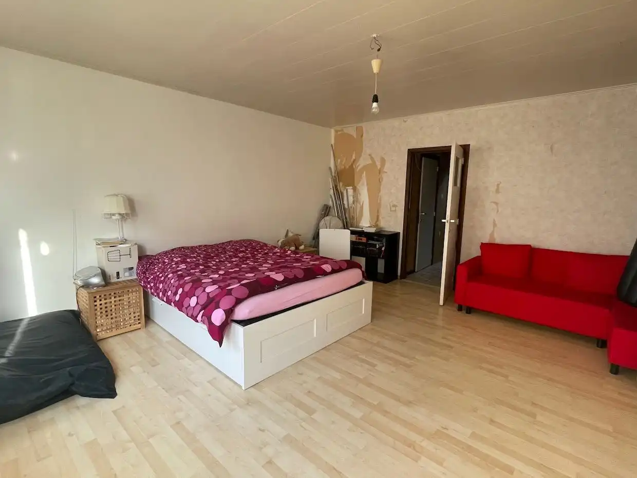 Handelsruimte met ruim, bovenliggend duplex-appartement op toplocatie in Blankenberge foto 14