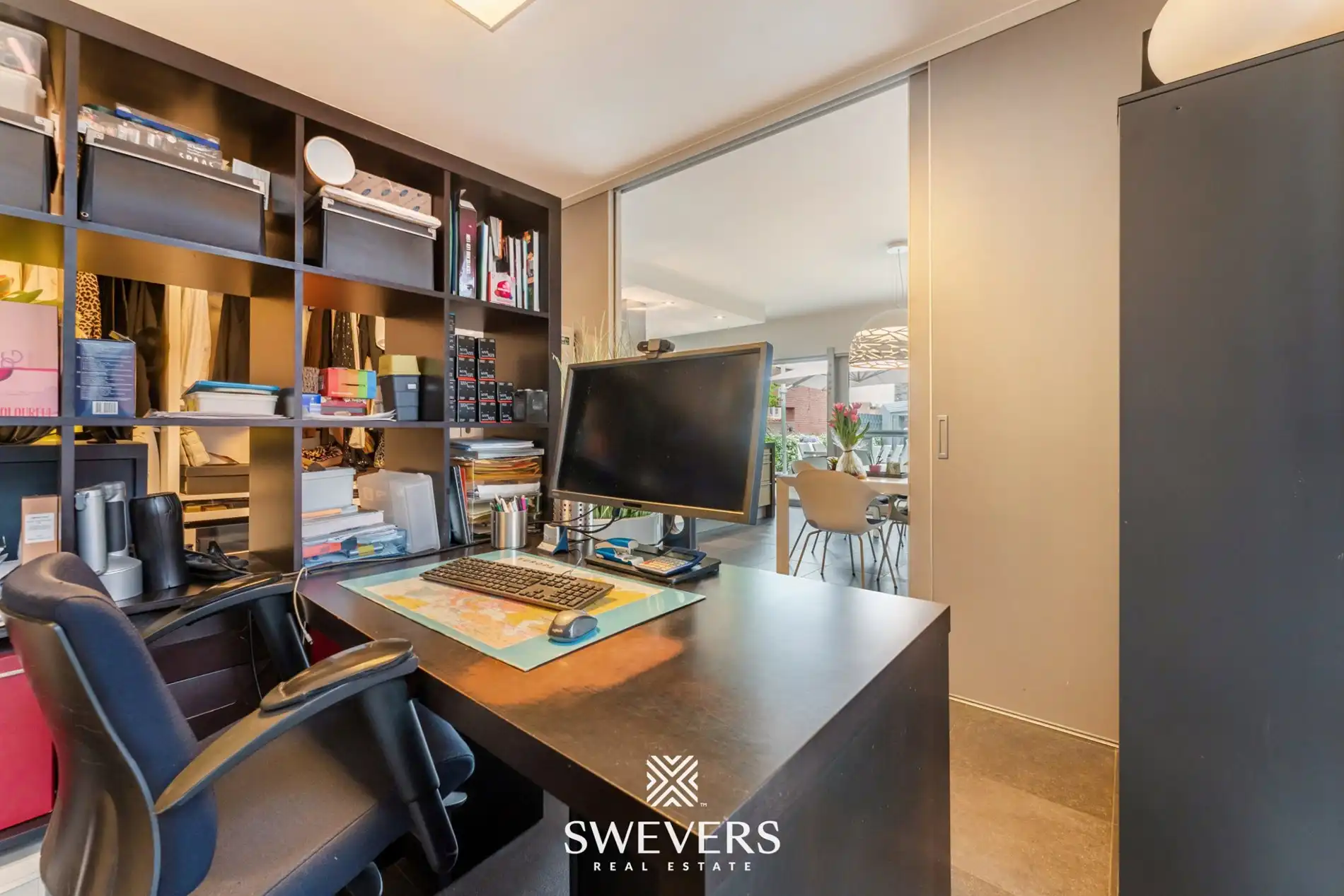 Werken, wonen en genieten in luxevilla met zwembad, poolhouse en magazijn in Koersel foto 16